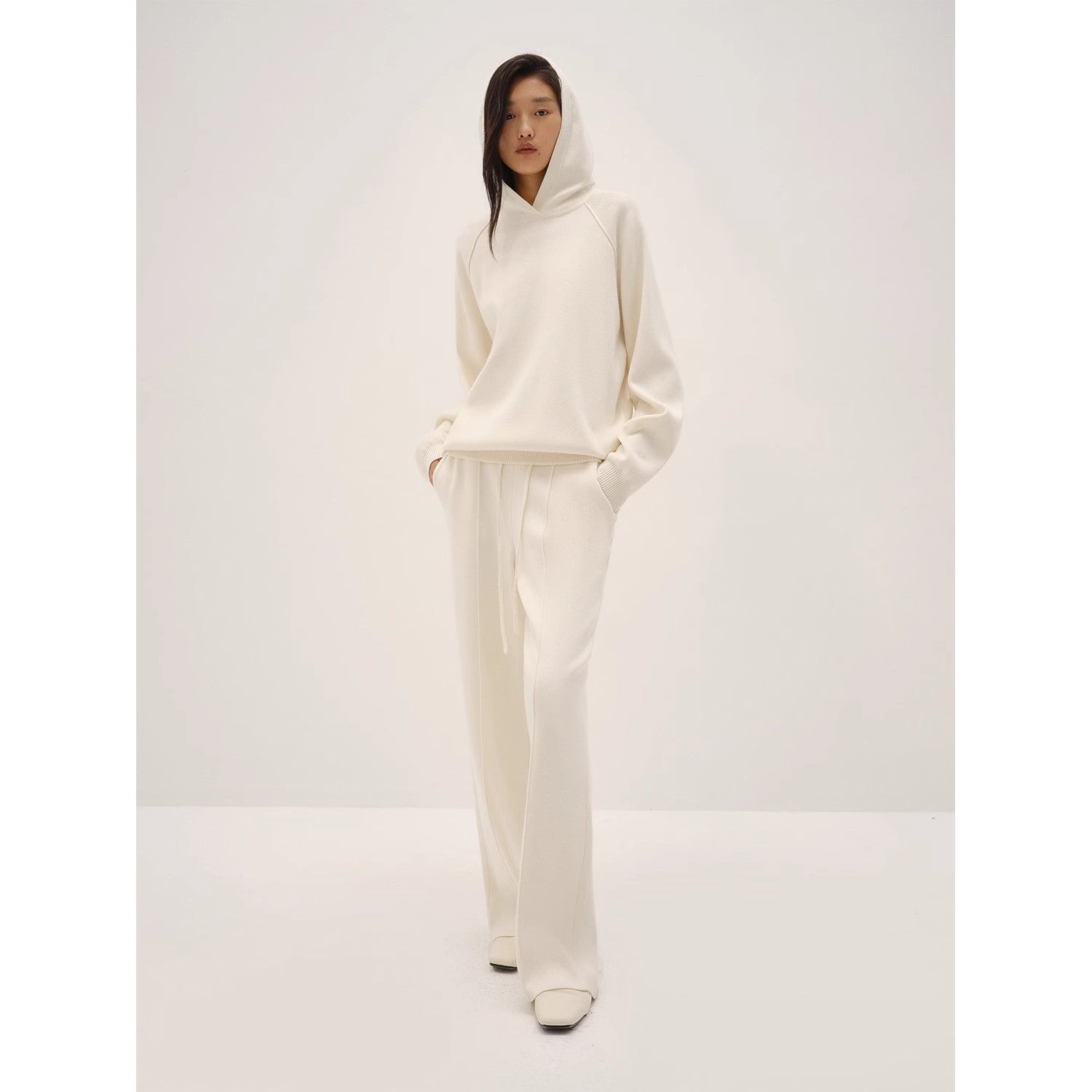 "Winter Morning Sunshine" French Lazy Style Wool Blend Design Loose Slimming Knit Casual Pants for Women-0