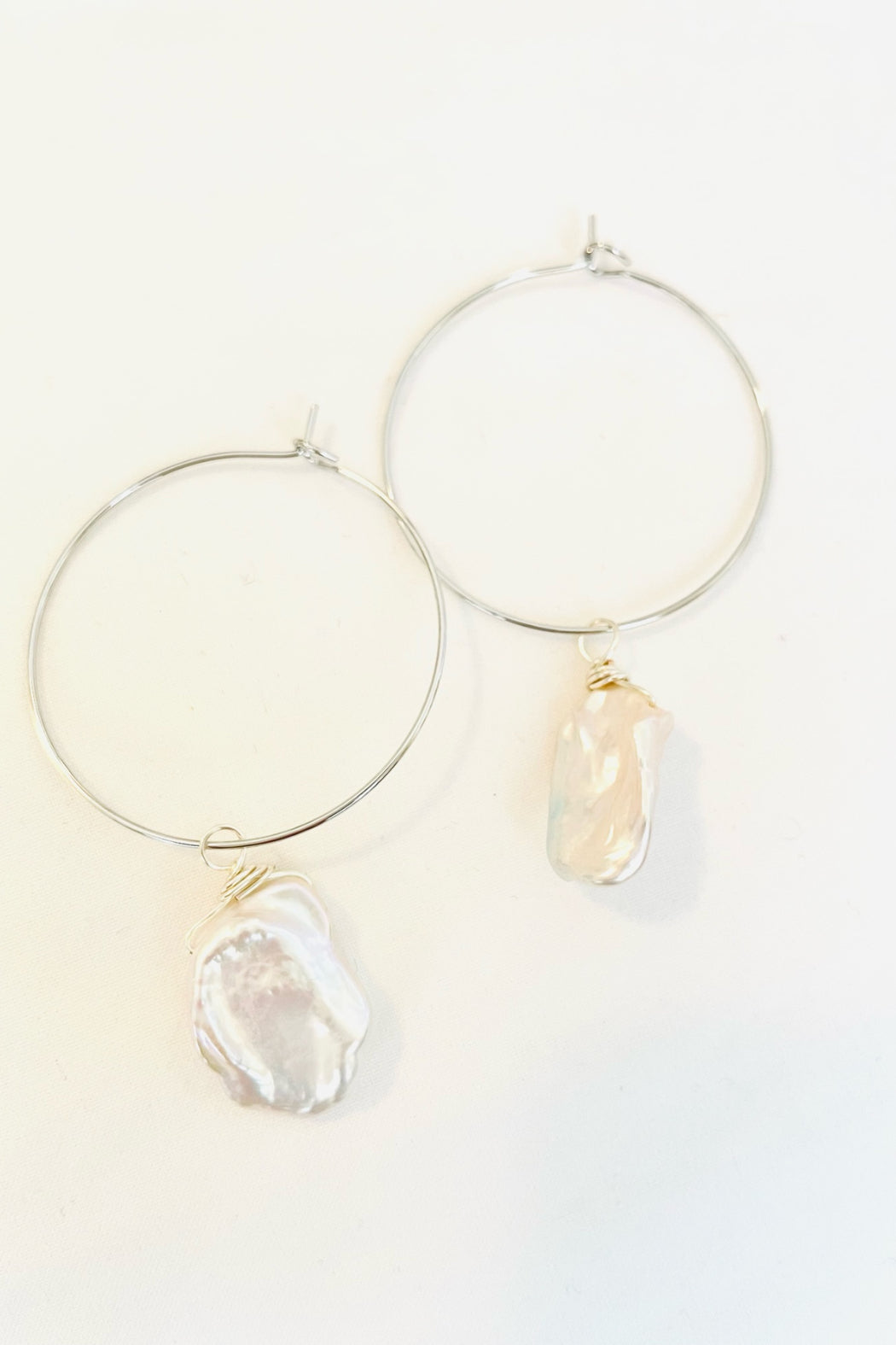 1" - Mini Hoops - Baroque Pearl - Lg