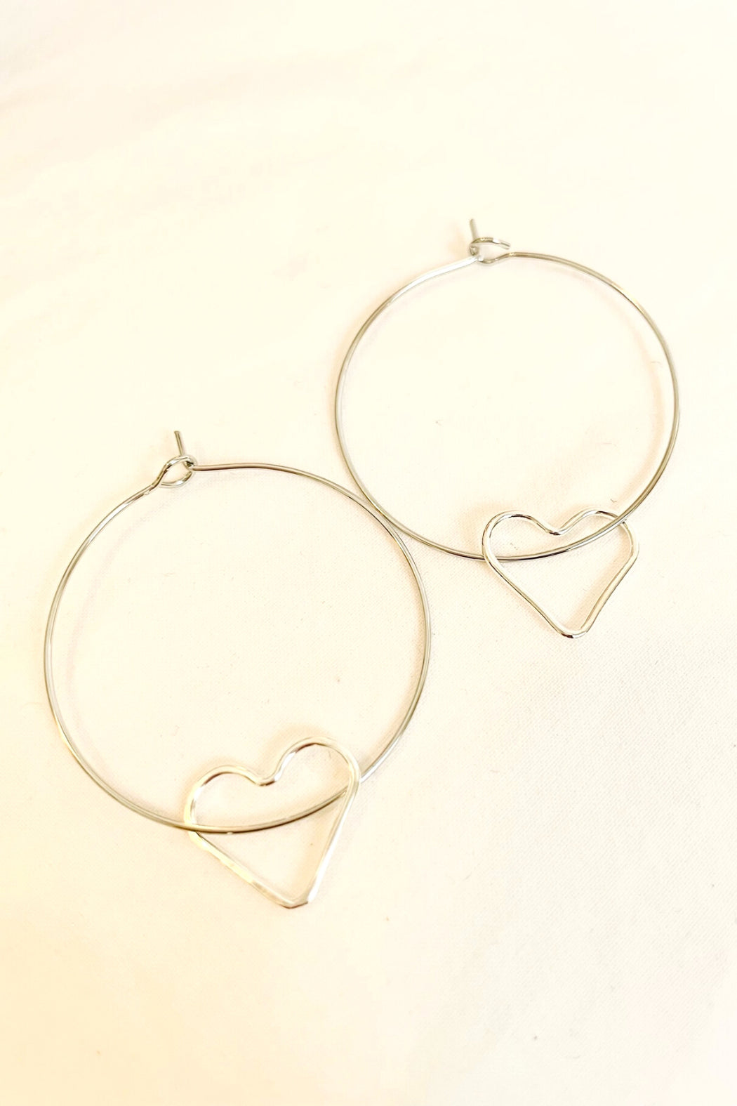 1" - Open Heart Hoop