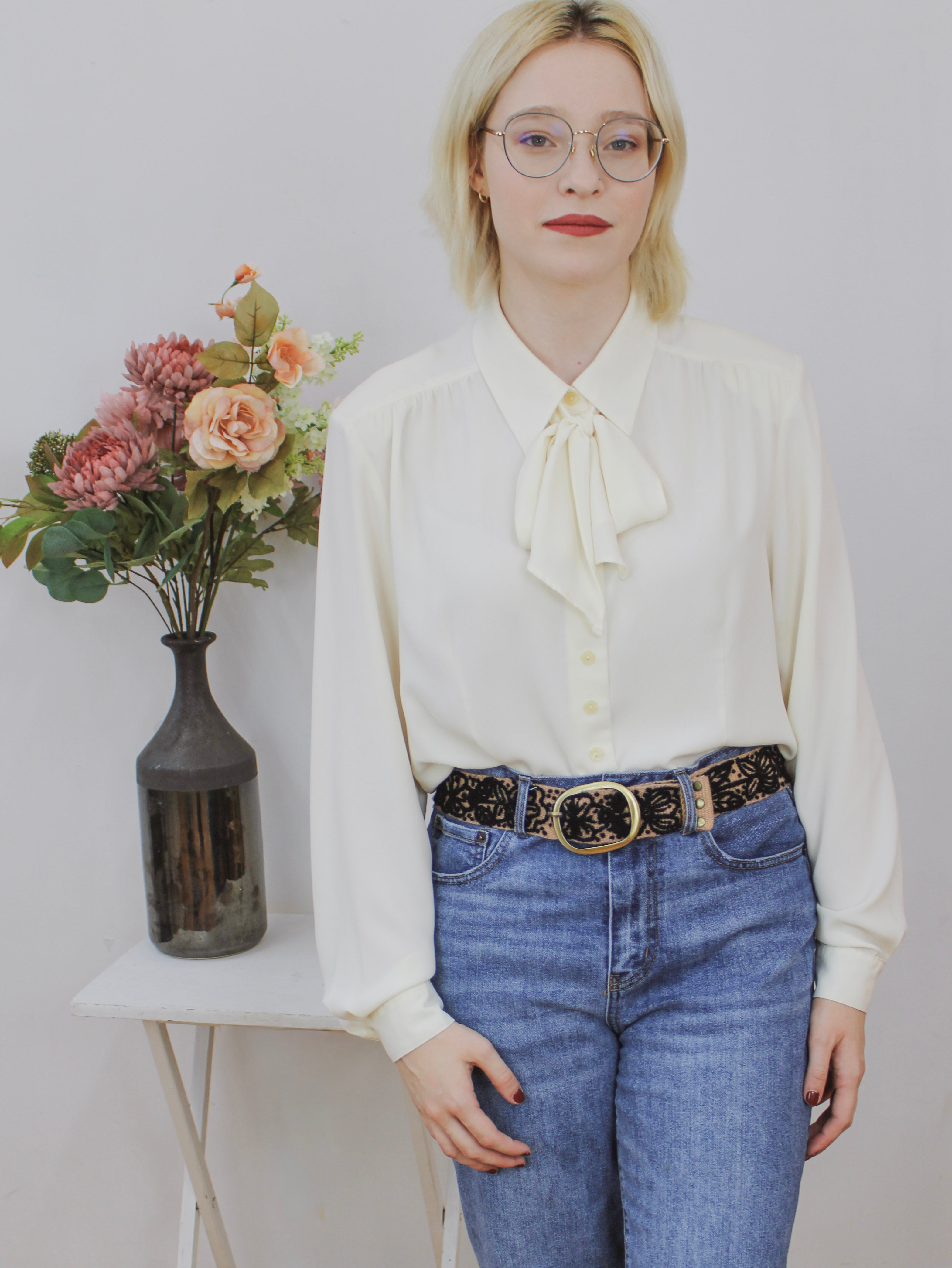 Sombra Rosa Embroidered Belt