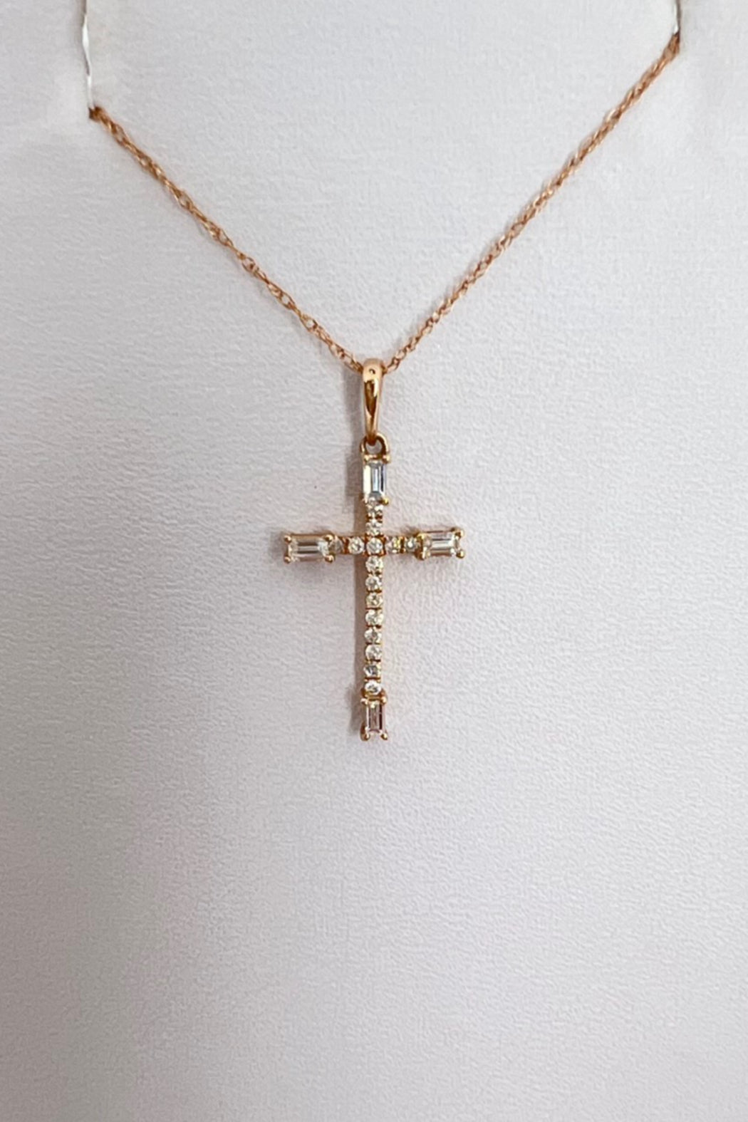 14kt R/Gold Diamond Cross Necklace