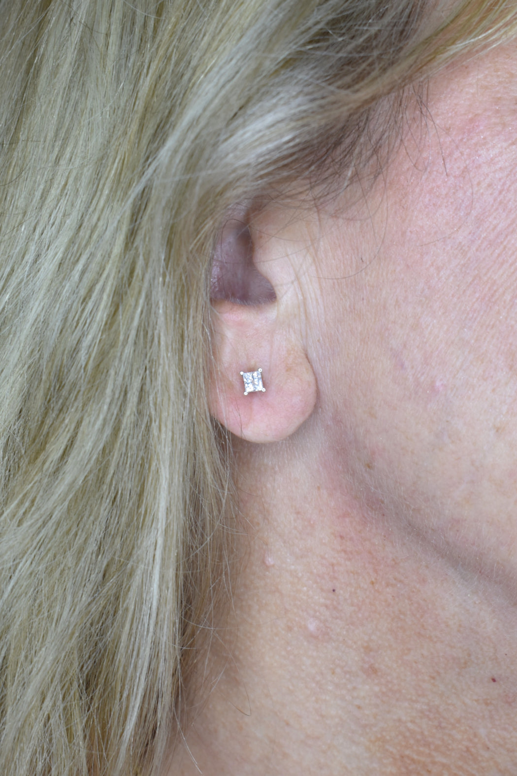 14kt W/Gold Princess Cut Diamond (.50cttw) Earrings