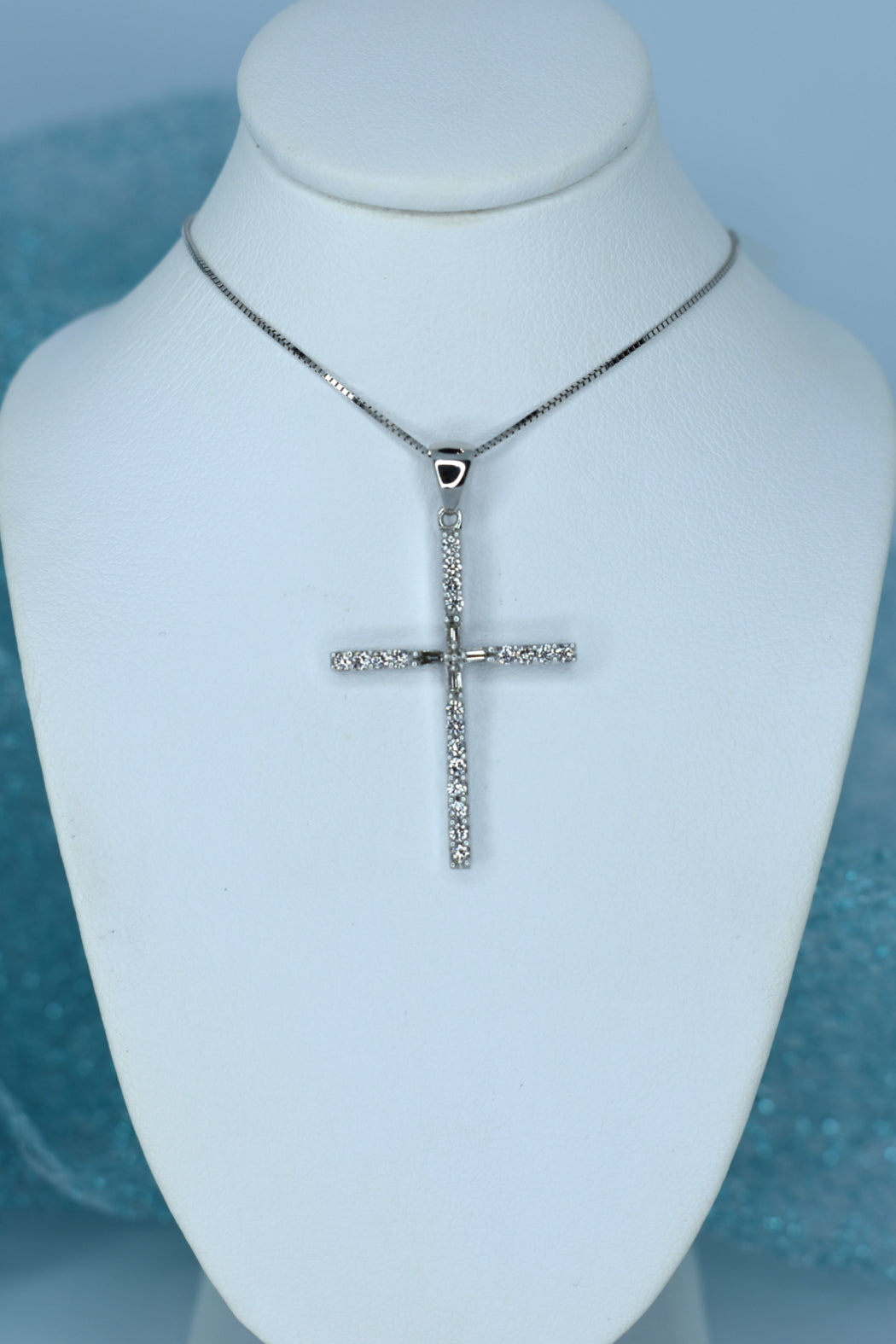 14kt White Gold Diamond Cross Necklace