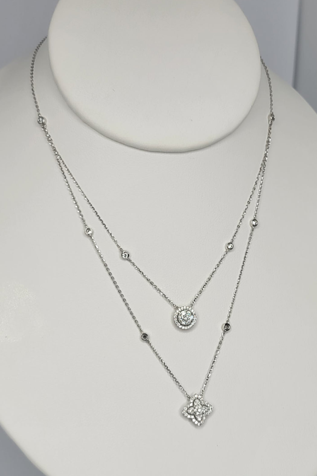 14kt White Gold Diamond Necklace