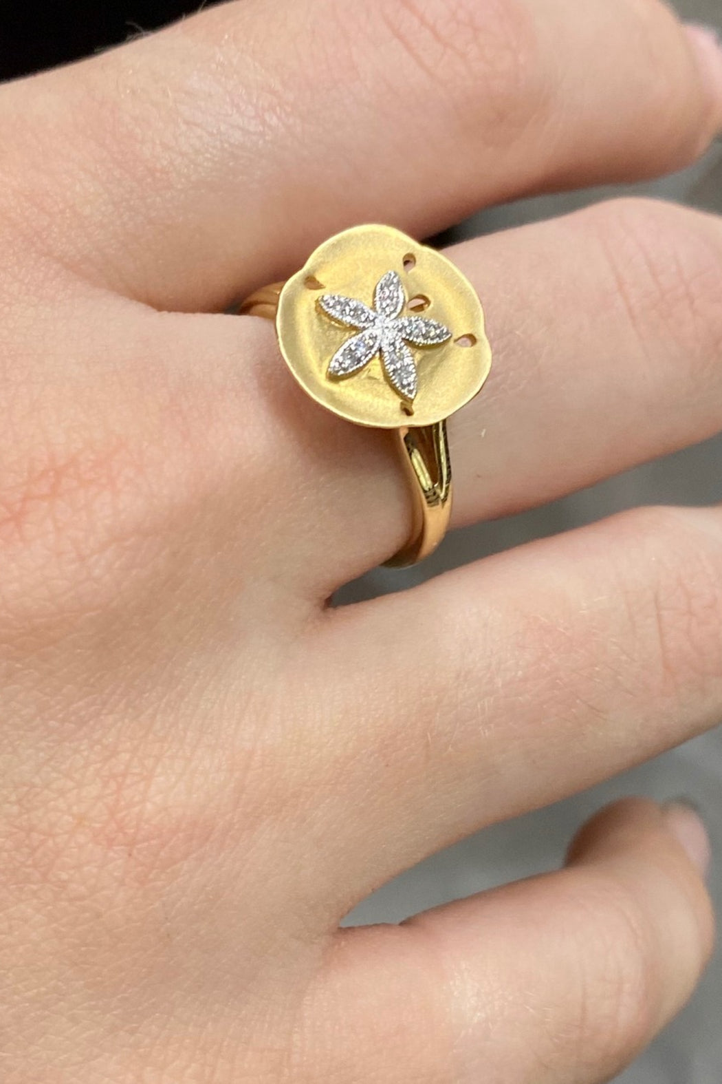 14kt Yellow Gold Diamond Ring