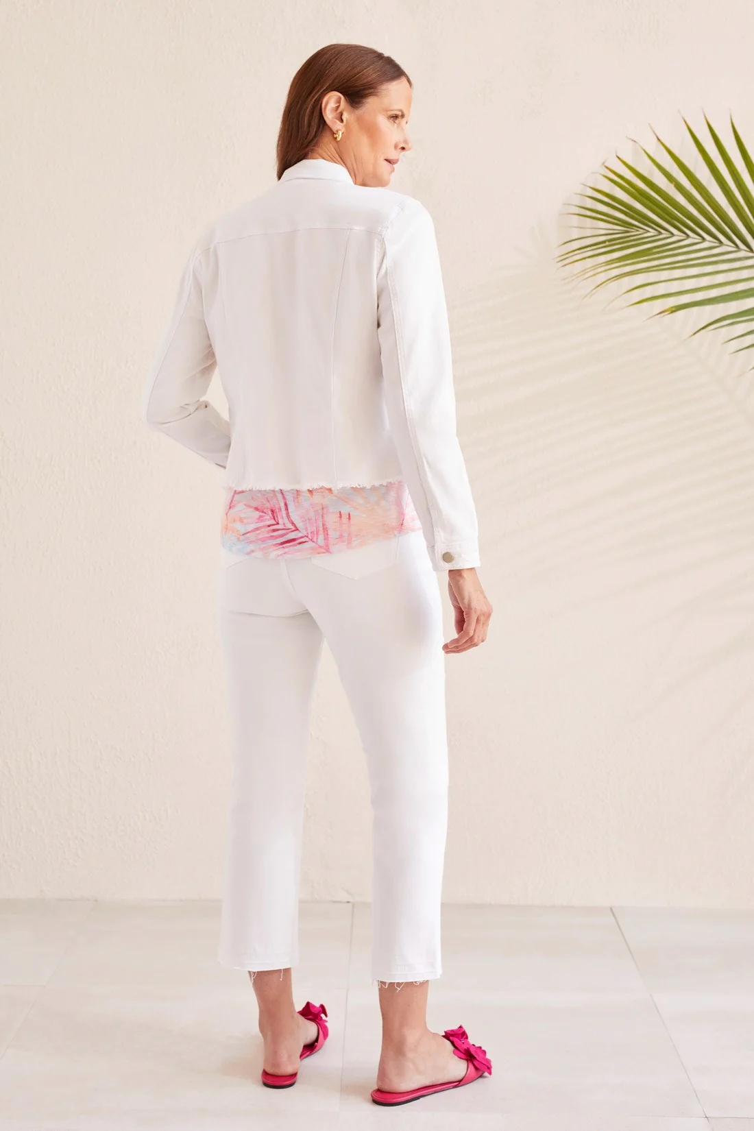 BUTTON-UP JACKET WITH RAW EDGE HEM