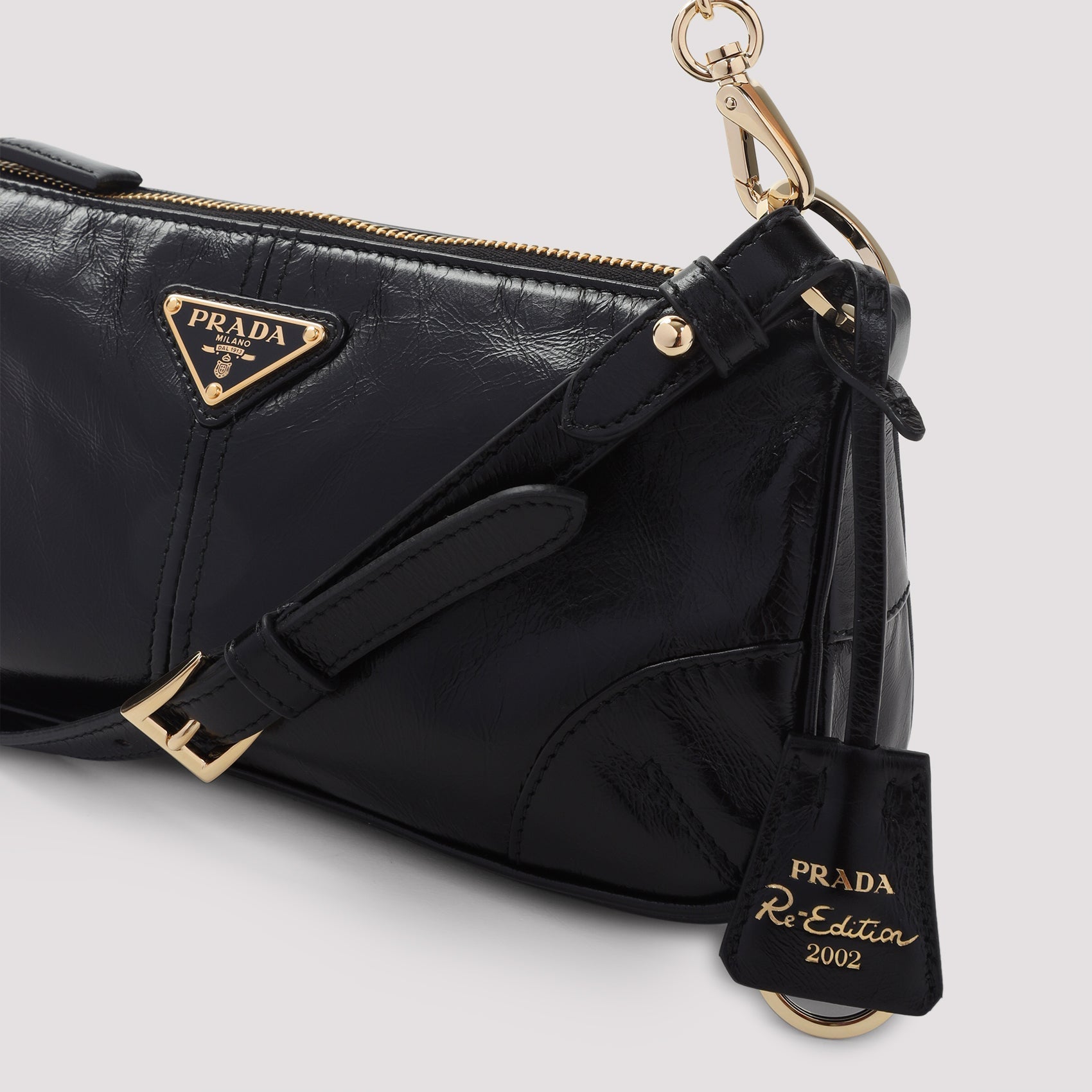 Prada Re-Edition 2002 Shoulder Bag Women