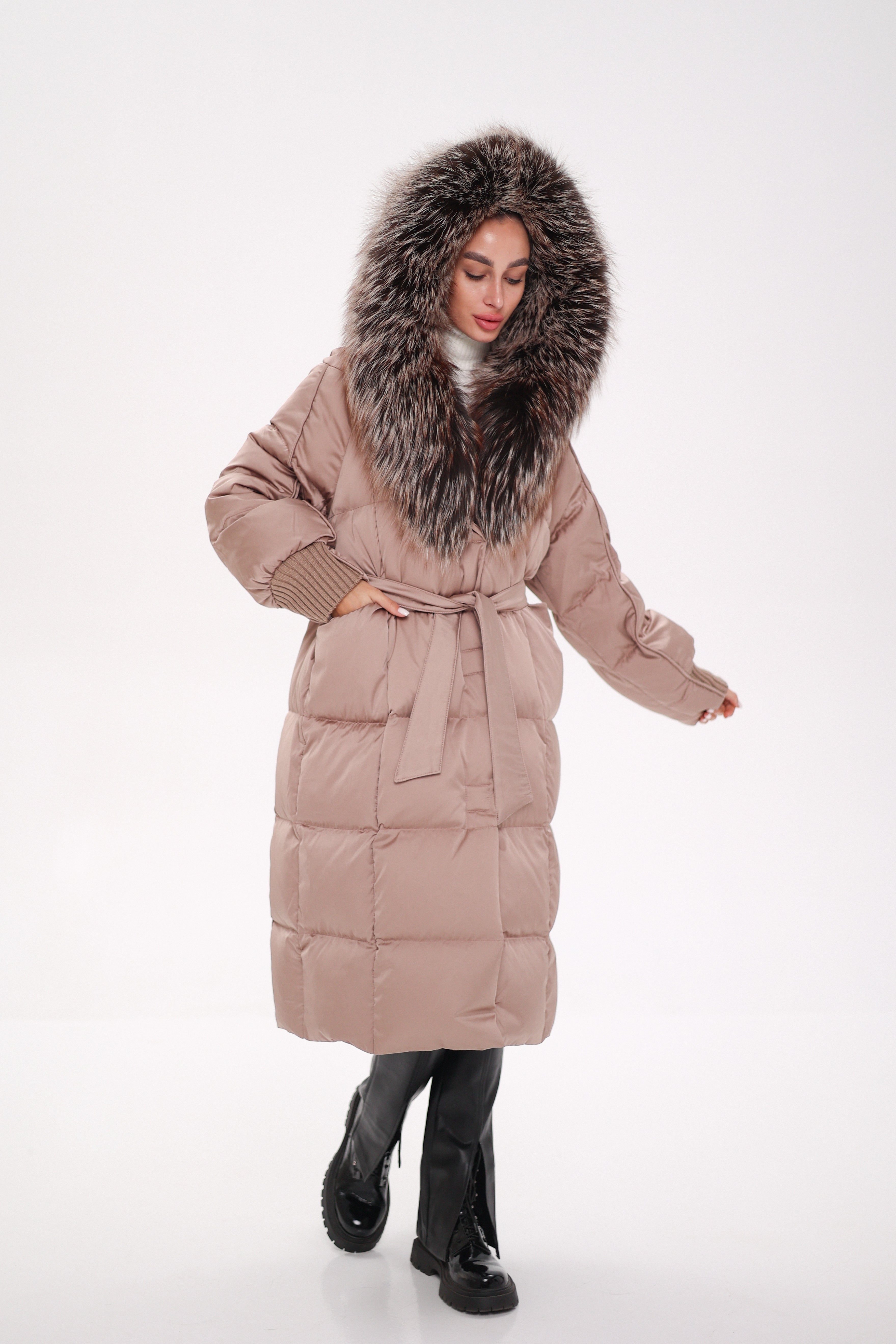 Rei Silver Fox Fully Lined Hood Down Coat in Blush