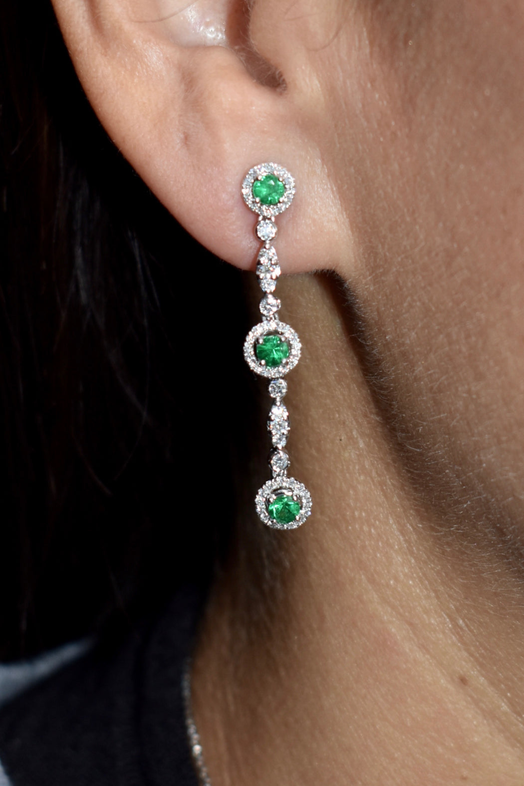 18kt Emer .78cttw & Diam .75cttw Earrings