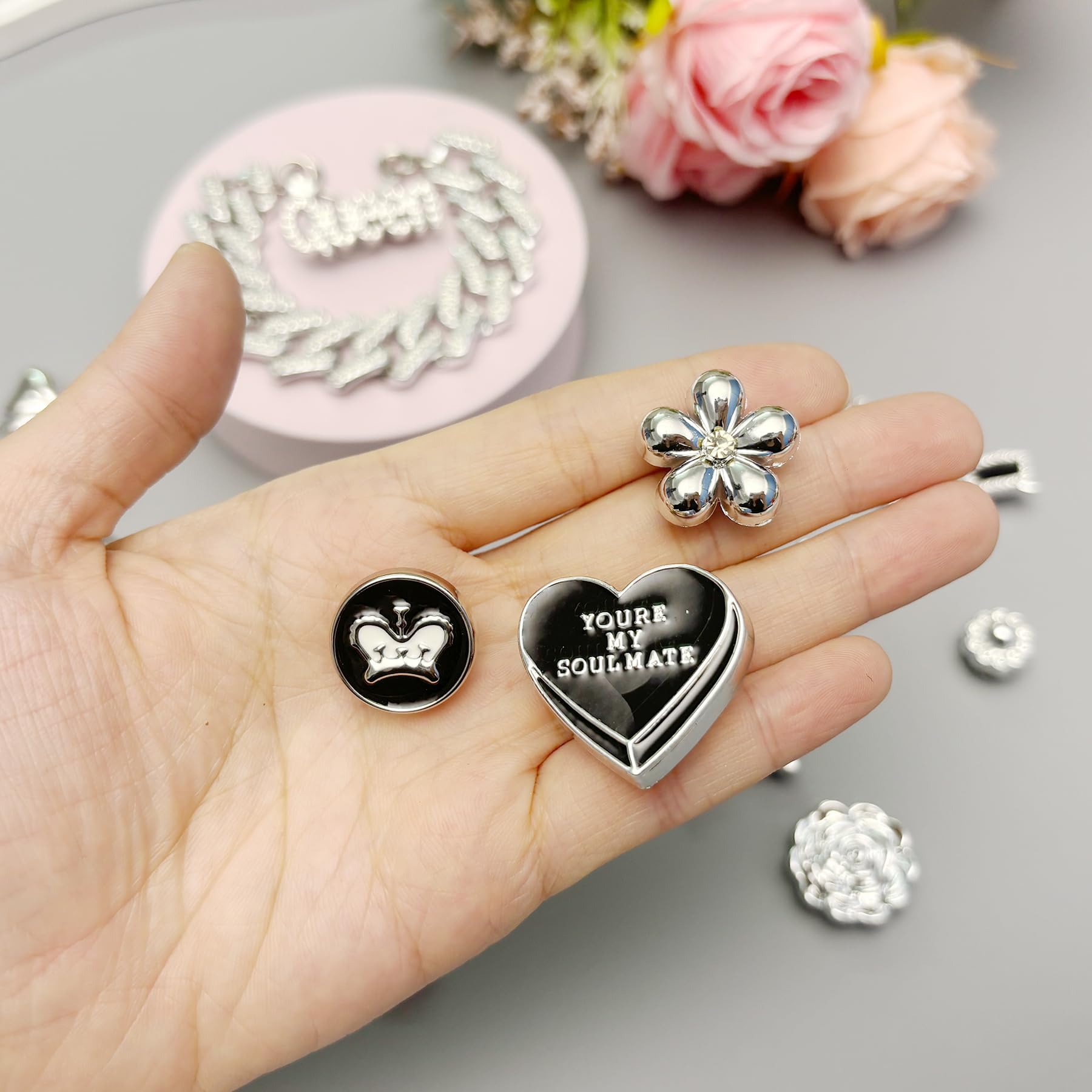 18Pcs Flower Shoe Chain Charms for Women, Bling Shoe Charms for Girls Clog Sandals, Girly Shoe Chains, DIY Shoe Decoration Accessories for Party Favor