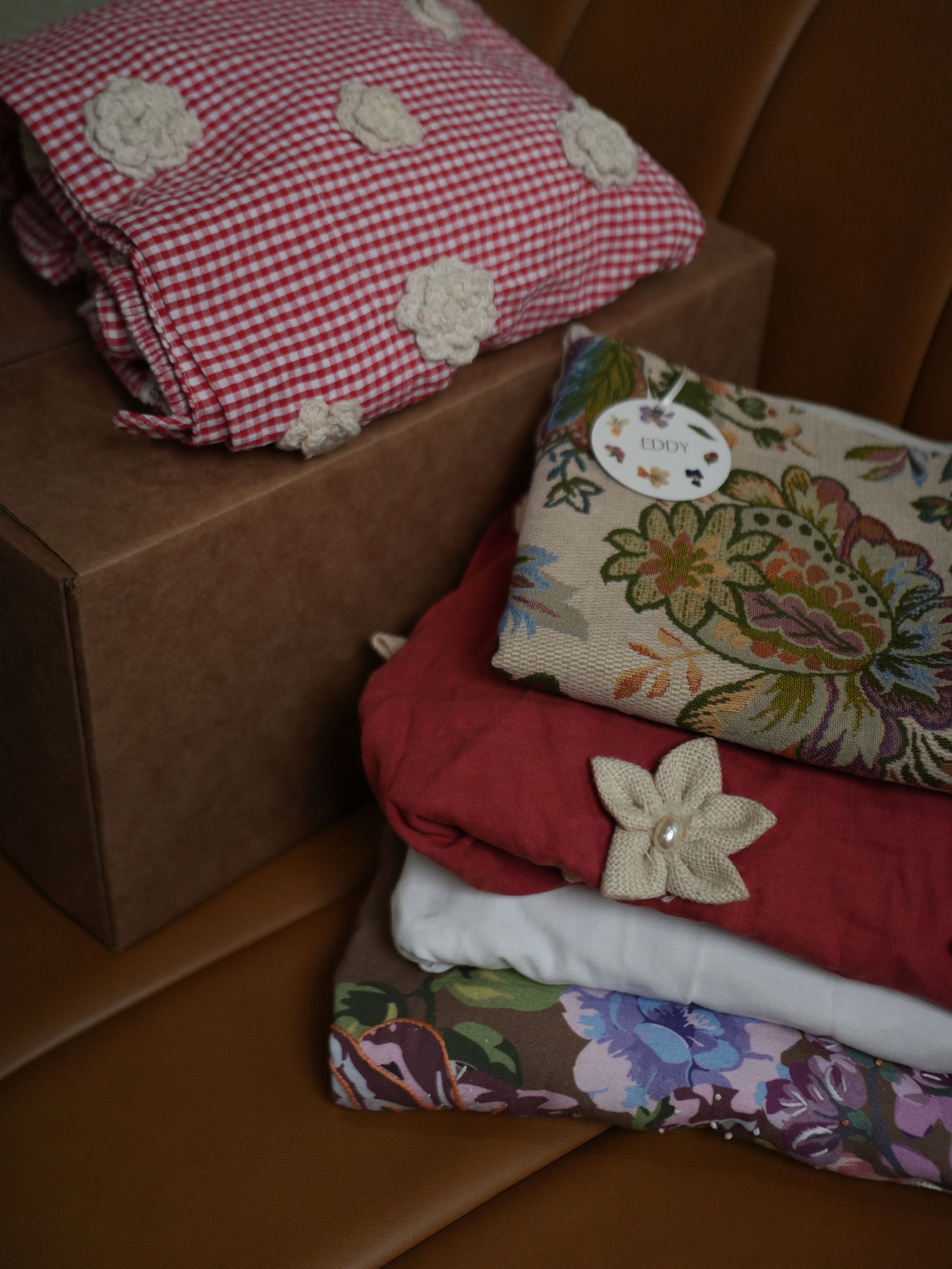 The Women's Surprise Box - Eddy