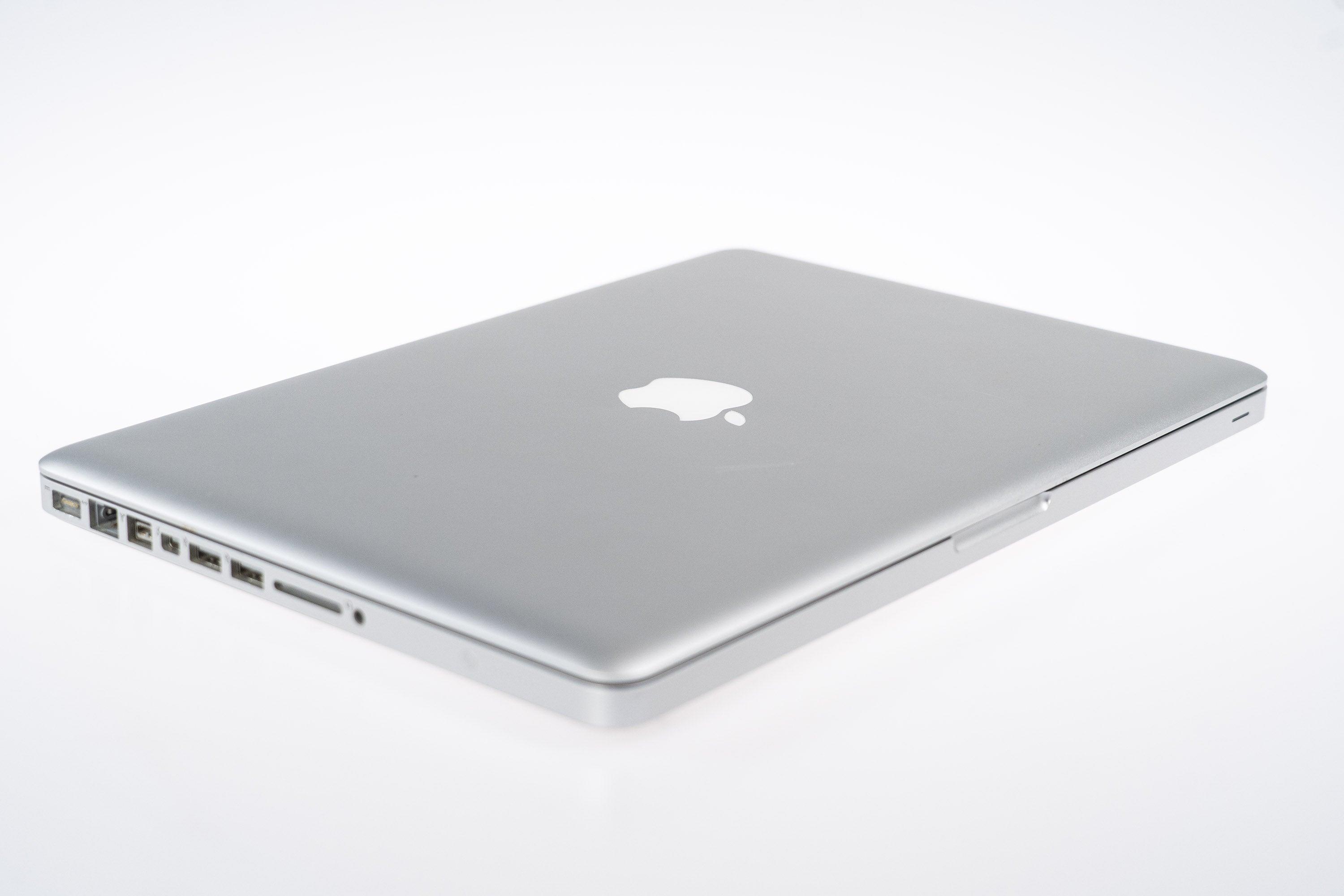 Apple MacBook Pro (Mid 2010) 13-inch 2.4 GHz Core 2 Duo 8GB RAM 512GB Storage - Silver