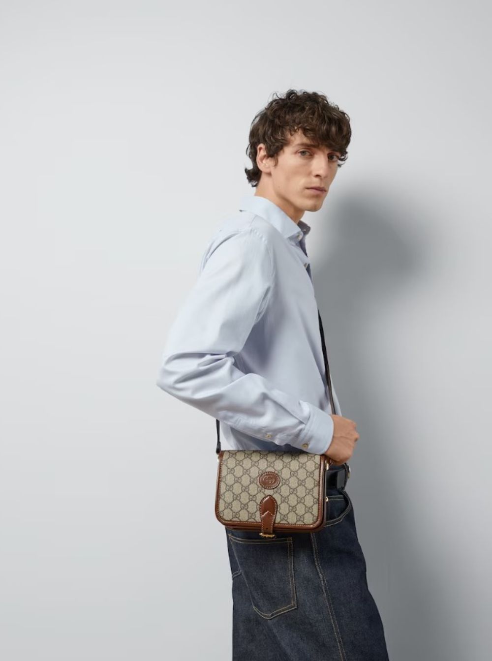 Gucci Men Gucci Man's Gg Supreme Fabric Crossbody Bag