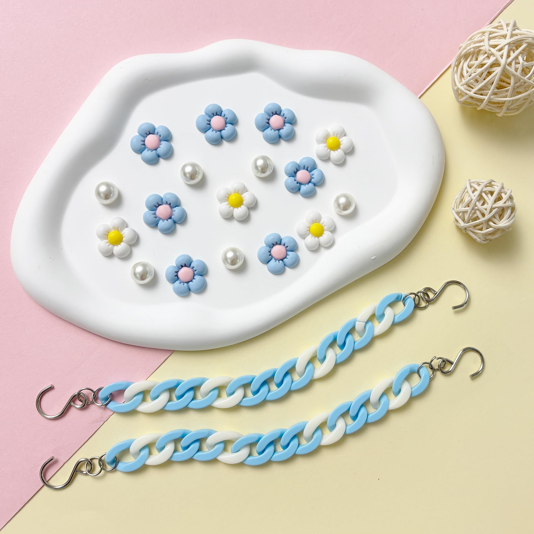 2Pcs Acrylic Shoe Chains for Women, 18Pcs Flower Pearl Shoe Charms Accessories for Clog Sandals, DIY Shoe Decoration Charms for Girls, Party Favor