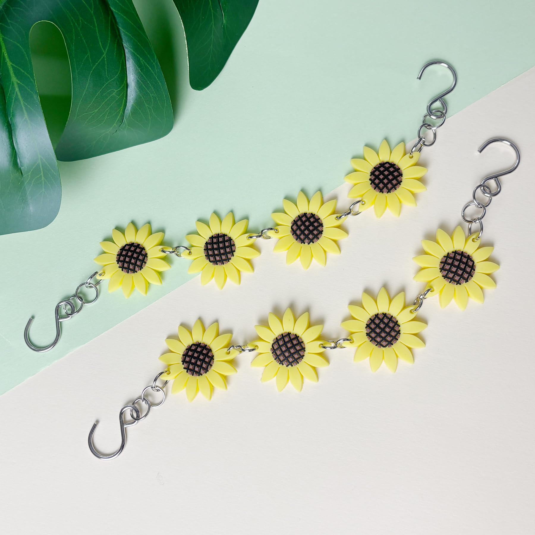 2Pcs Sunflower PVC Shoe Chains for Women, Shoe Charms for Clog Sandals, DIY Rubber Shoe Decoration Charms for Girls, Party Favor