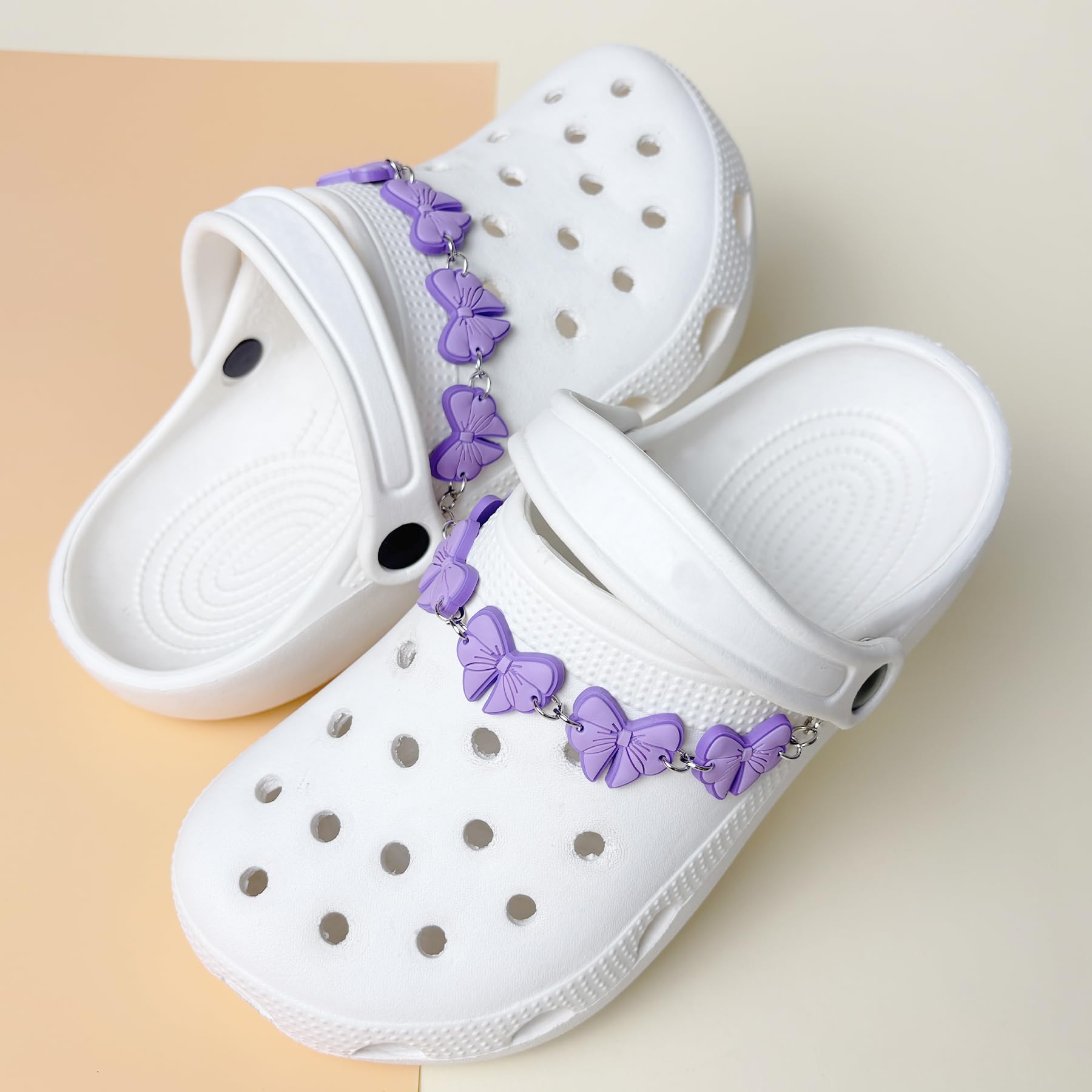 2Pcs Sunflower PVC Shoe Chains for Women, Shoe Charms for Clog Sandals, DIY Rubber Shoe Decoration Charms for Girls, Party Favor