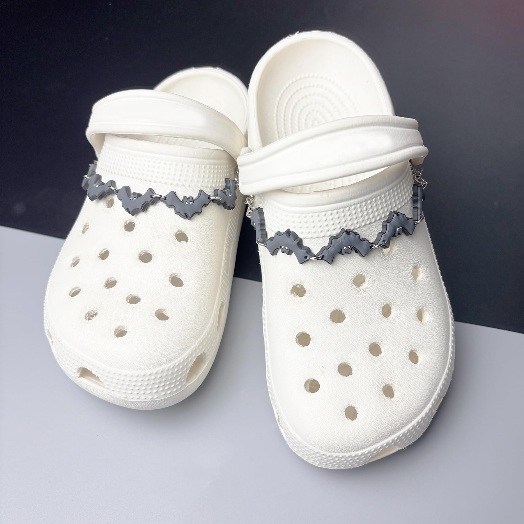 2Pcs Sunflower PVC Shoe Chains for Women, Shoe Charms for Clog Sandals, DIY Rubber Shoe Decoration Charms for Girls, Party Favor