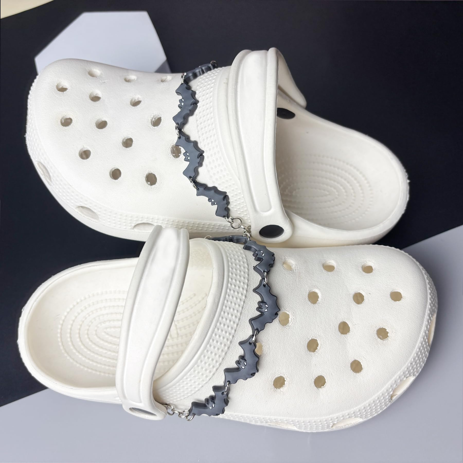 2Pcs Sunflower PVC Shoe Chains for Women, Shoe Charms for Clog Sandals, DIY Rubber Shoe Decoration Charms for Girls, Party Favor