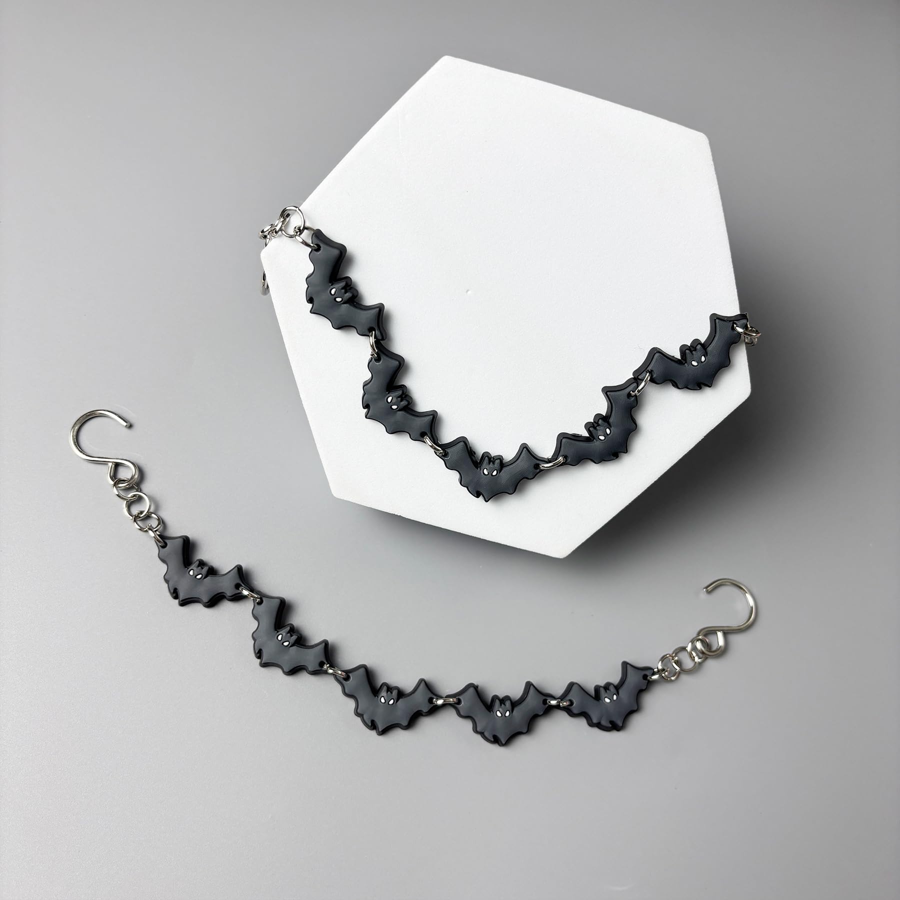 2Pcs Sunflower PVC Shoe Chains for Women, Shoe Charms for Clog Sandals, DIY Rubber Shoe Decoration Charms for Girls, Party Favor