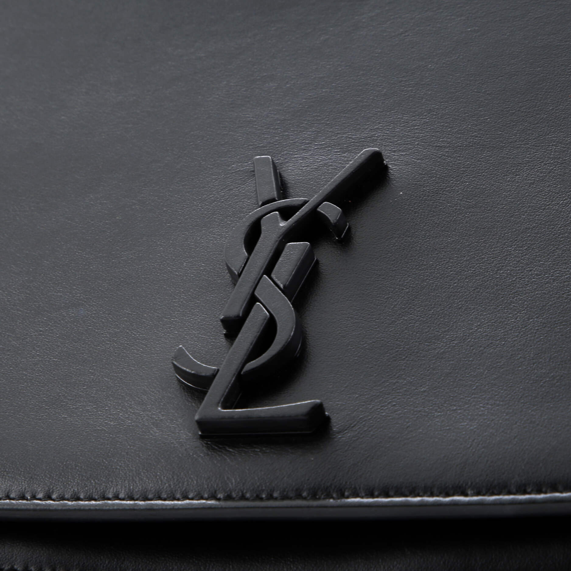 Saint Laurent Spontini Saddle Bag Leather Medium