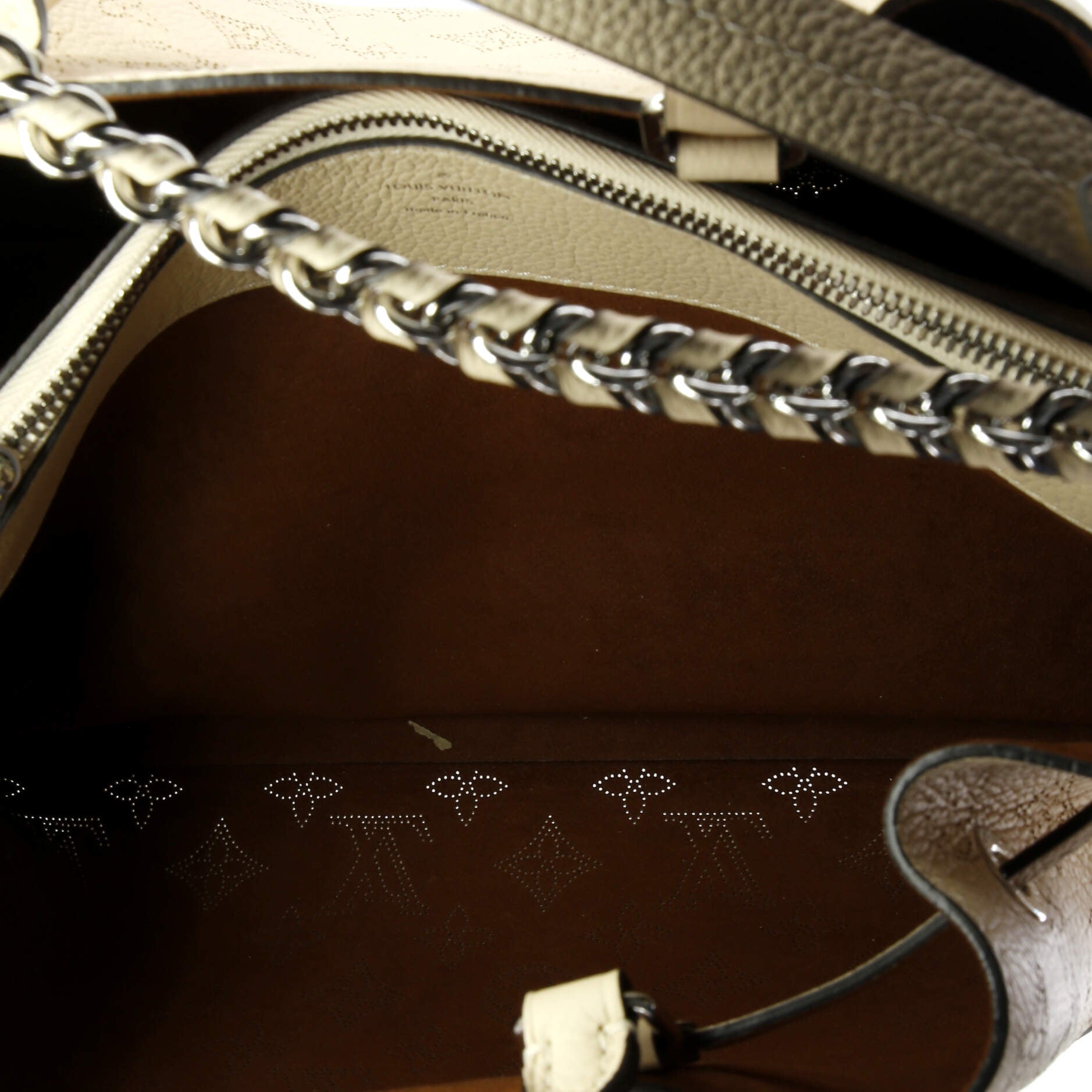 Louis Vuitton Bella Tote Mahina Leather