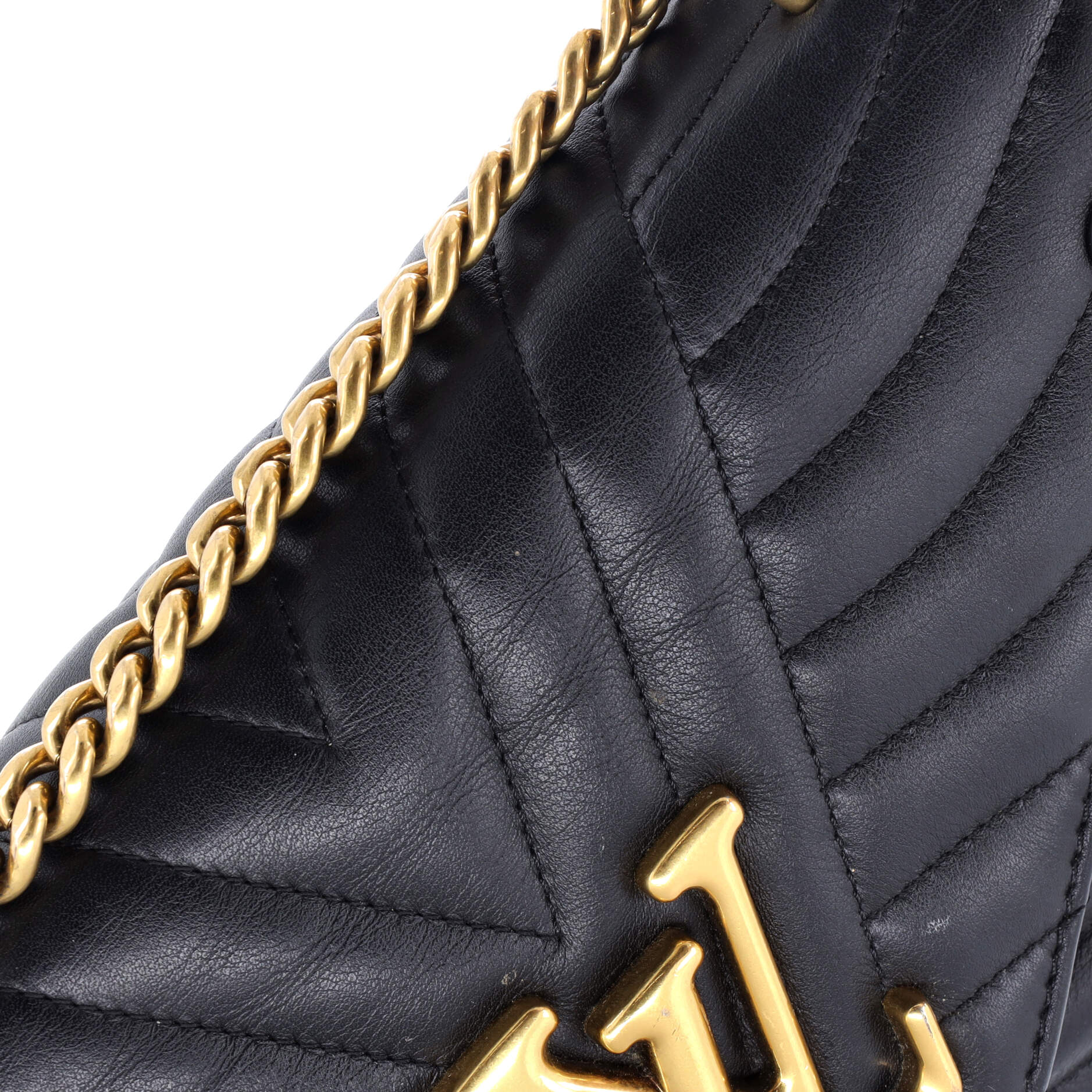 Louis Vuitton New Wave Chain Bag Quilted Leather MM