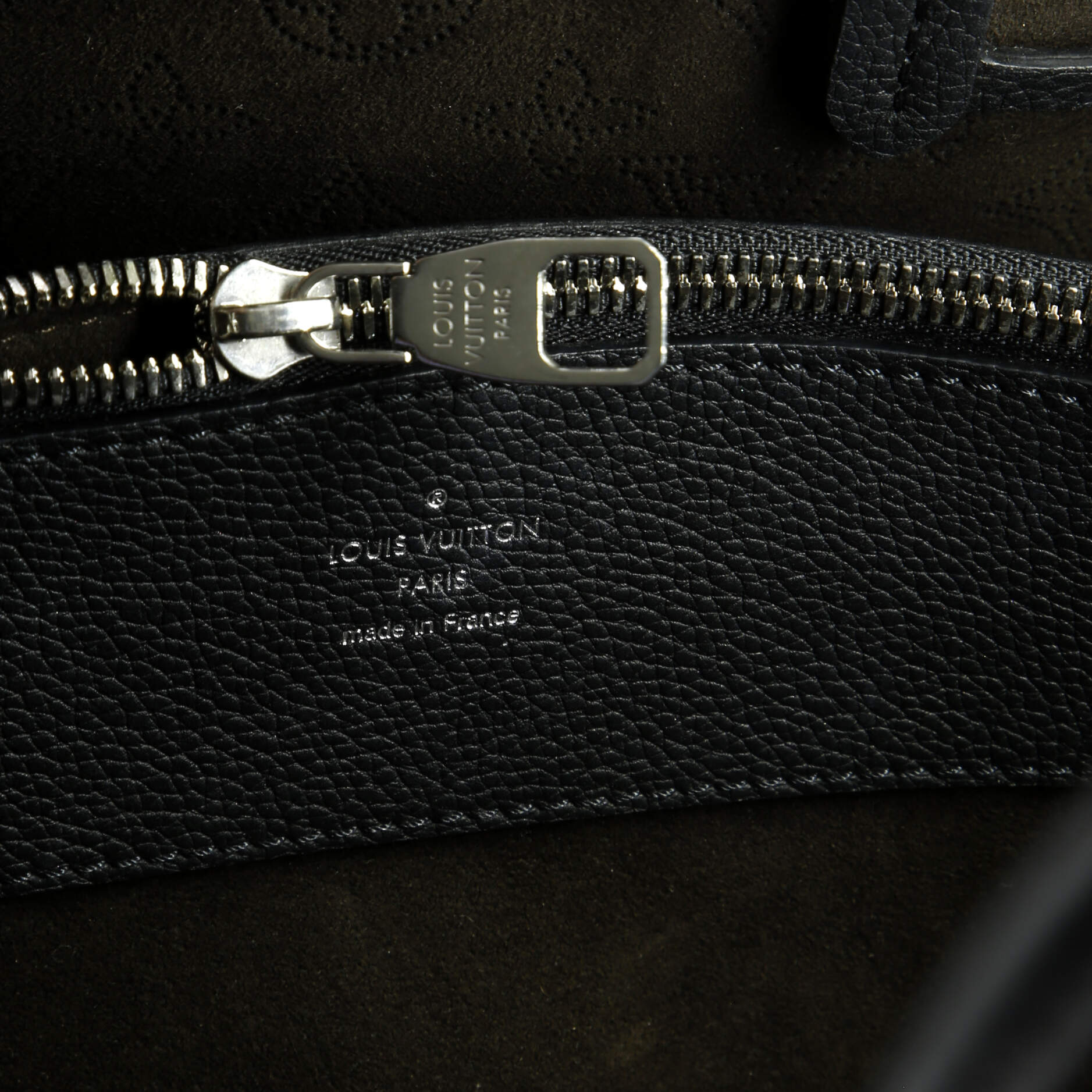 Louis Vuitton Bella Tote Mahina Leather