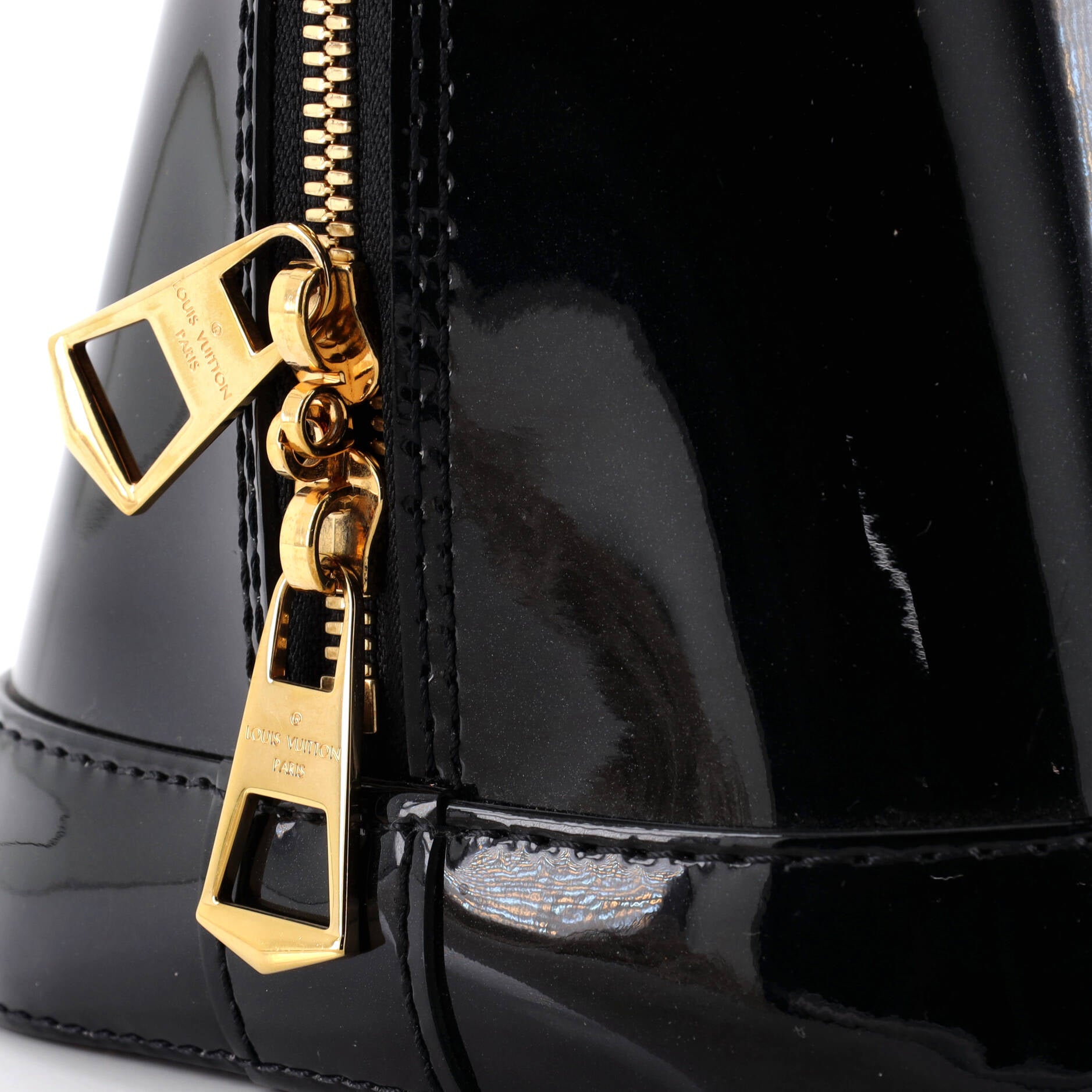 Louis Vuitton Alma Handbag Vernis with Monogram Canvas PM
