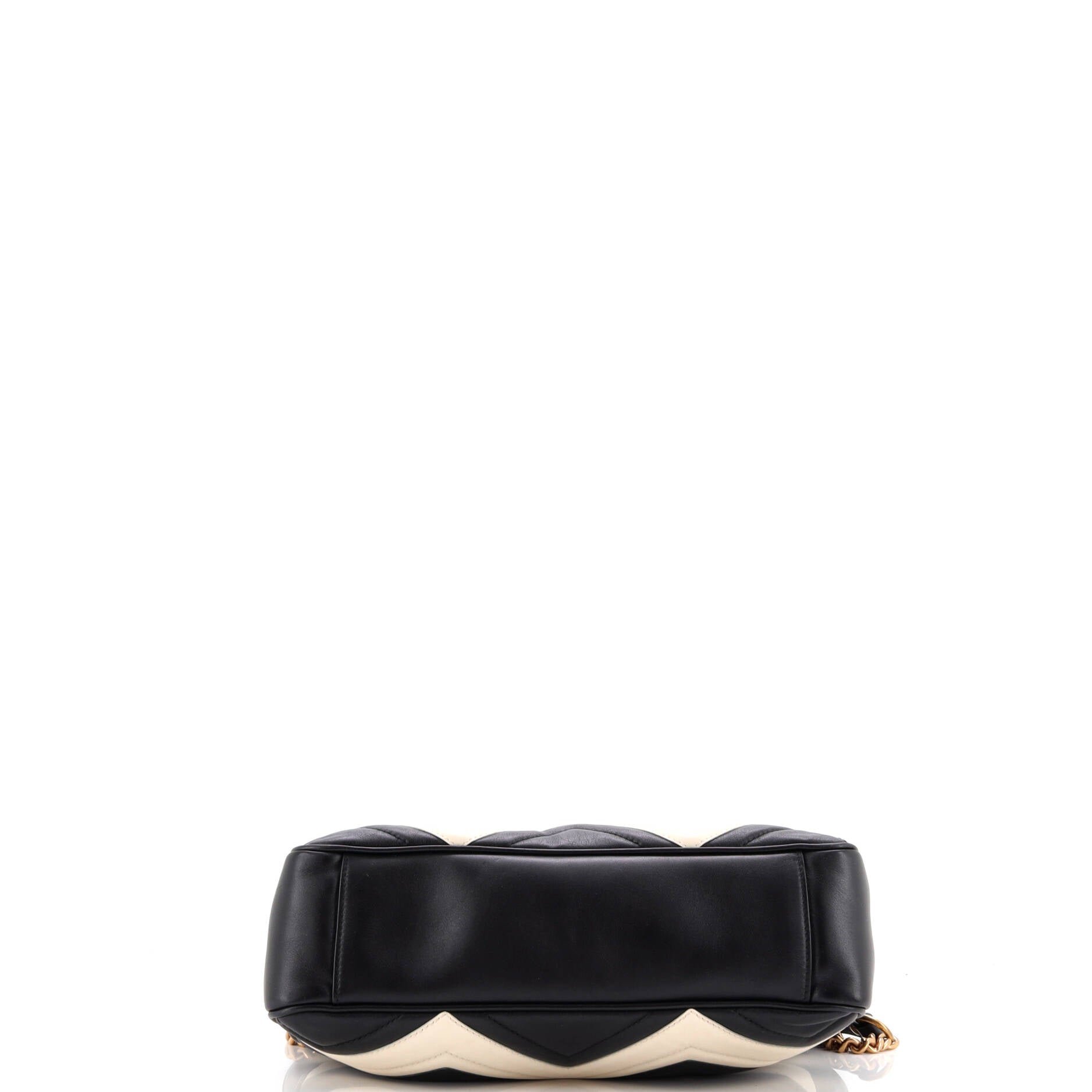 Gucci GG Marmont Chain Tote Matelasse Leather Medium