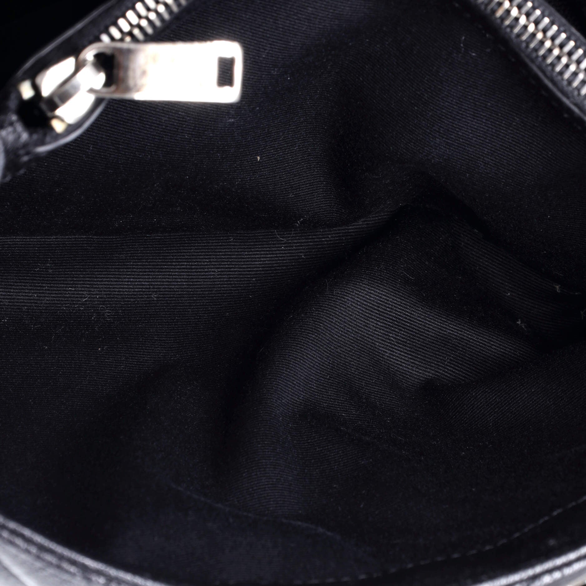 Saint Laurent Classic Monogram College Bag Matelasse Chevron Leather Medium
