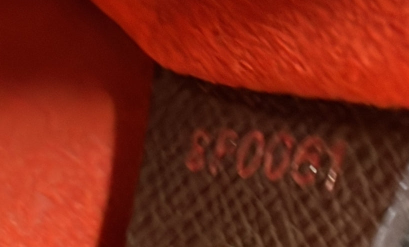 Louis Vuitton Marais Bucket Bag Damier