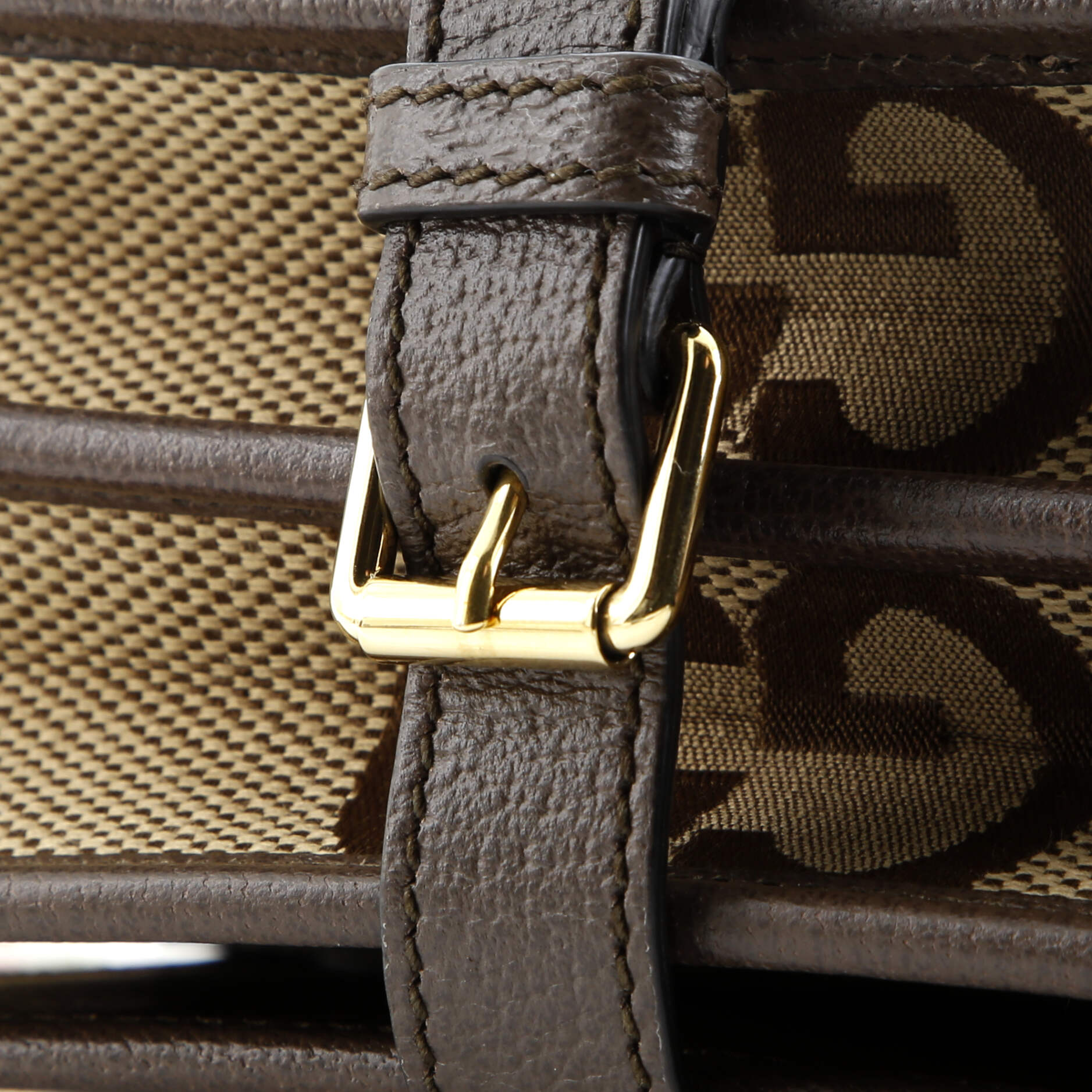 Gucci Buckle Messenger Bag Jumbo GG Canvas Small