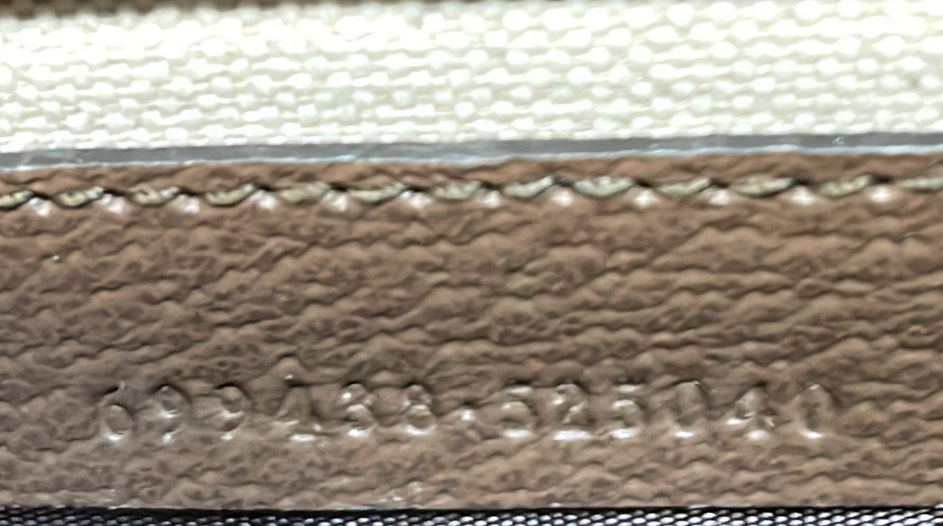 Gucci Buckle Messenger Bag Jumbo GG Canvas Small