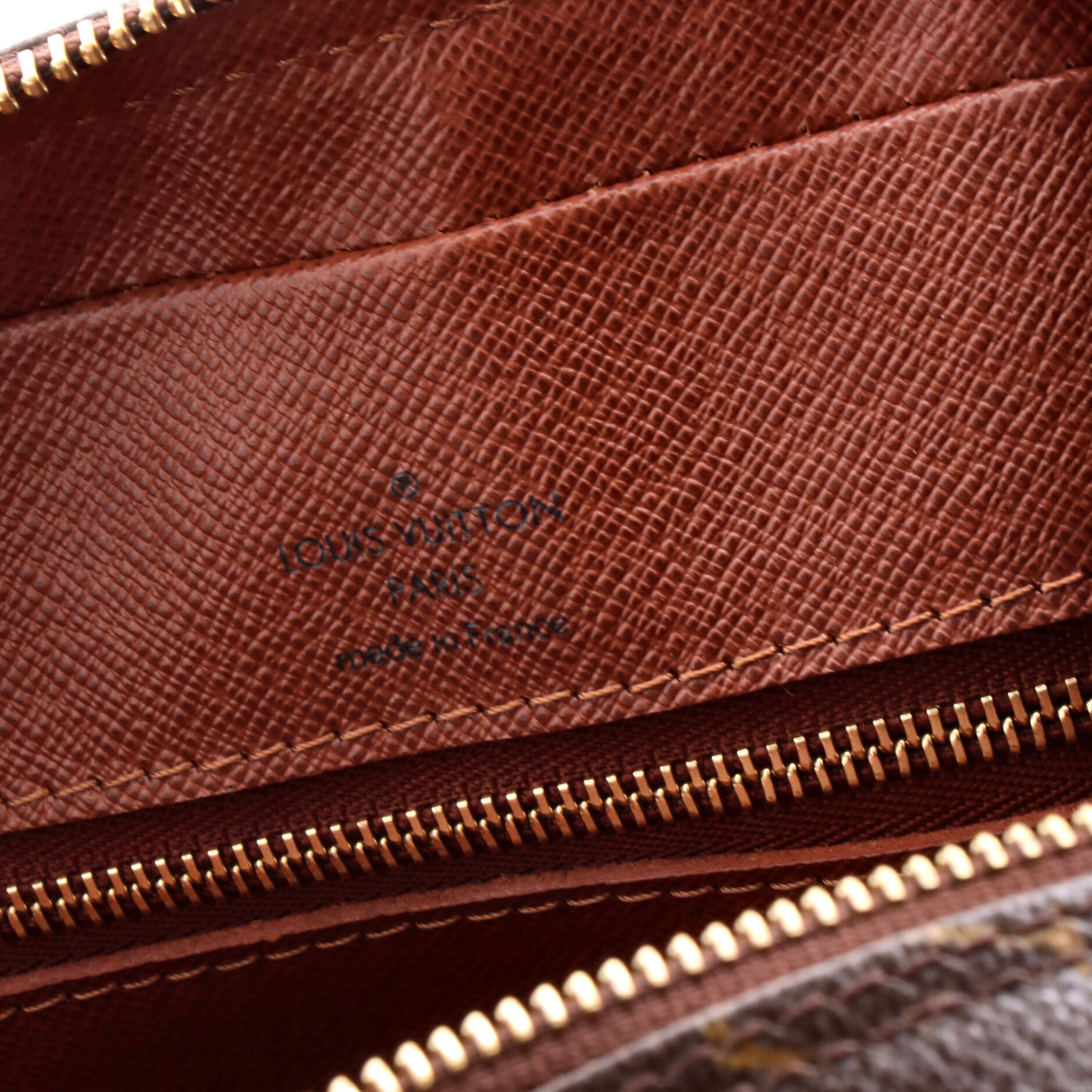Louis Vuitton Nil Messenger Bag Monogram Canvas 28