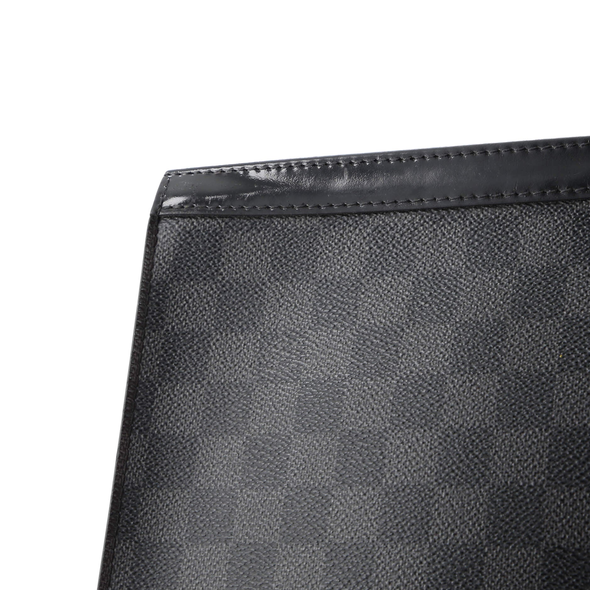 Louis Vuitton Pochette Voyage Damier Graphite MM