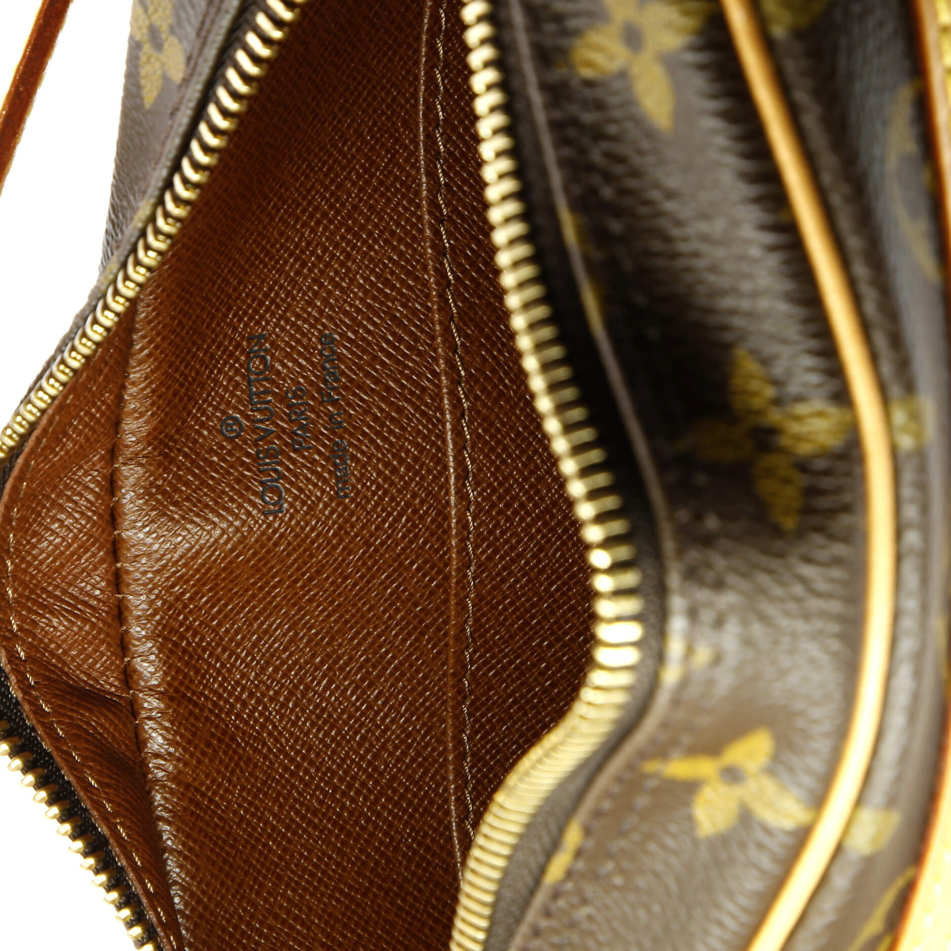 Louis Vuitton Cite Pochette Monogram Canvas