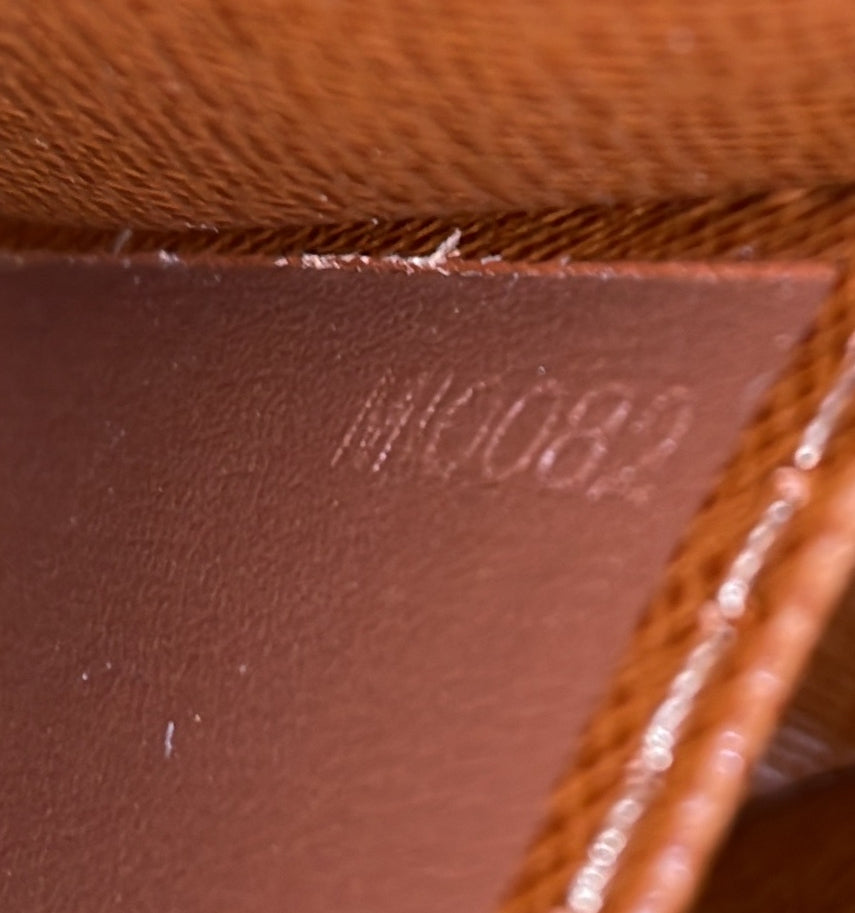 Louis Vuitton Cite Pochette Monogram Canvas
