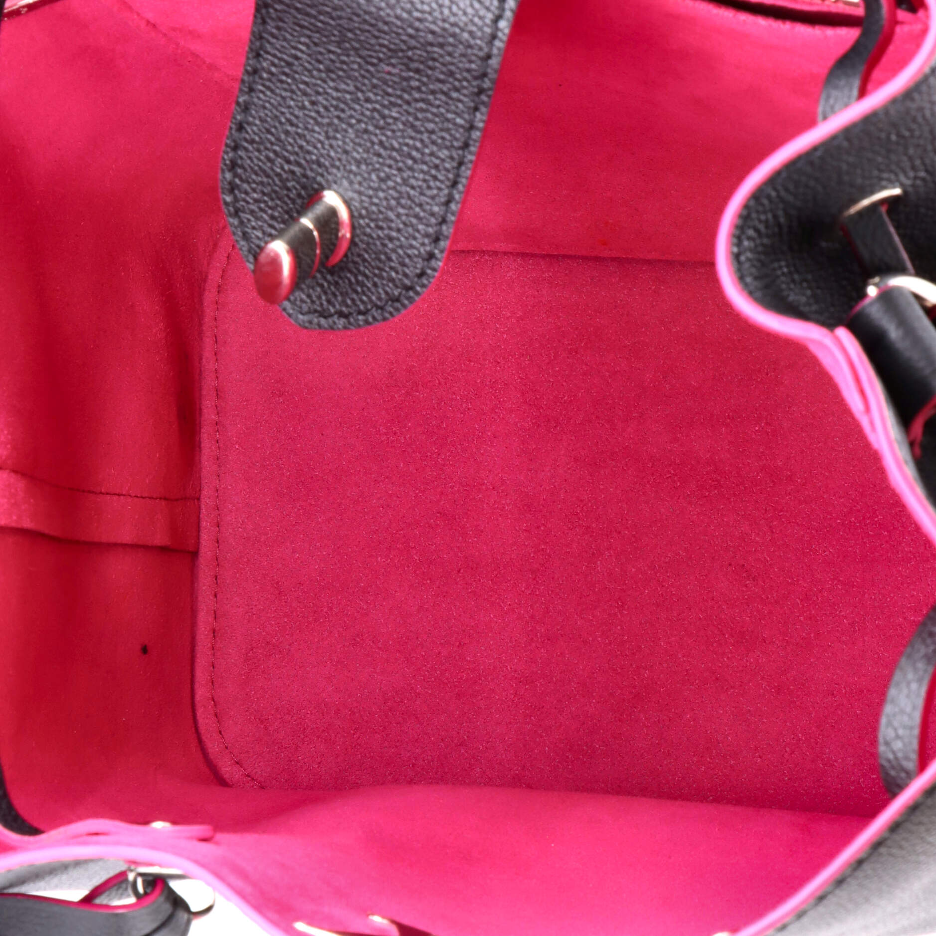 Louis Vuitton Lockme Bucket Bag Leather