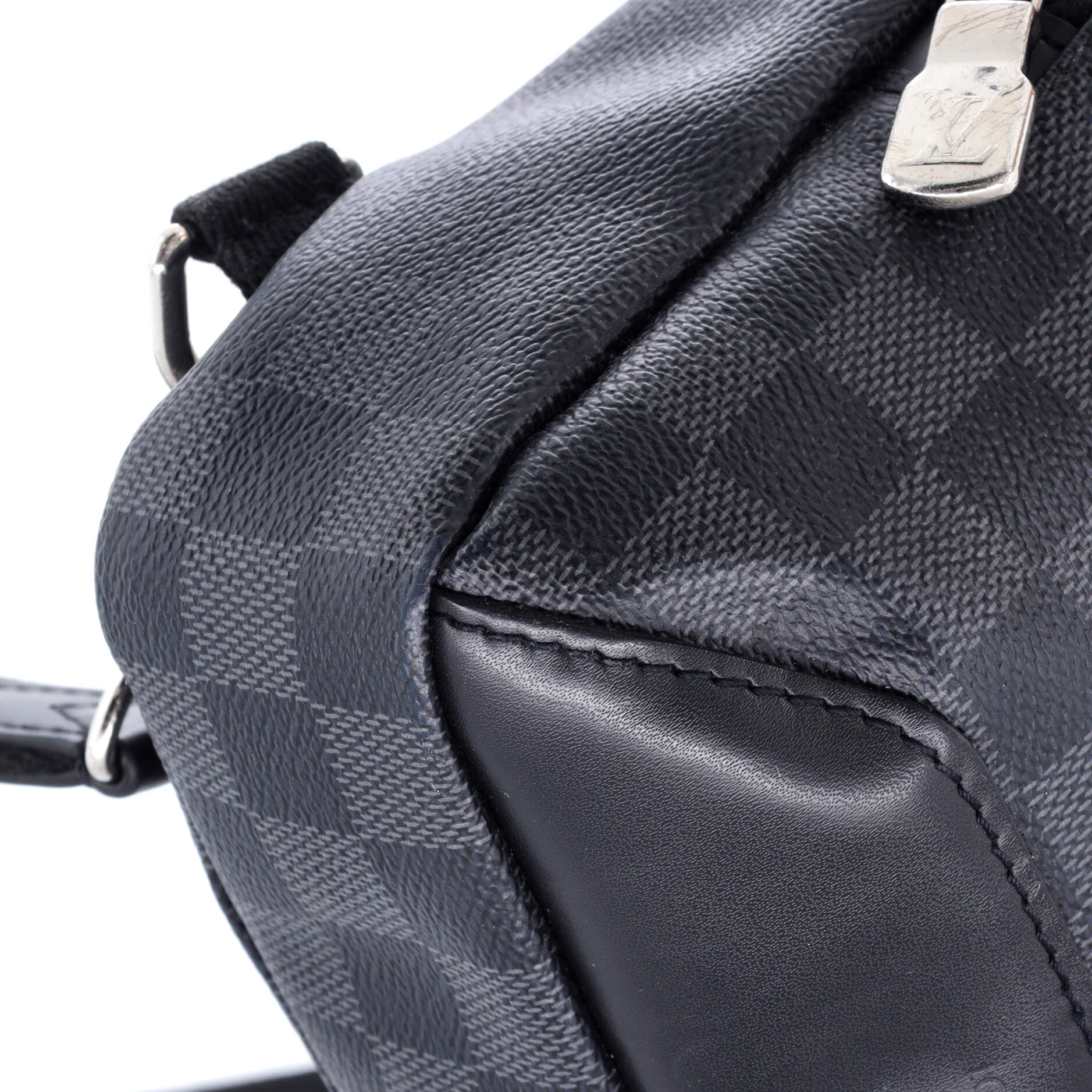 Louis Vuitton Avenue Sling Bag Damier Graphite