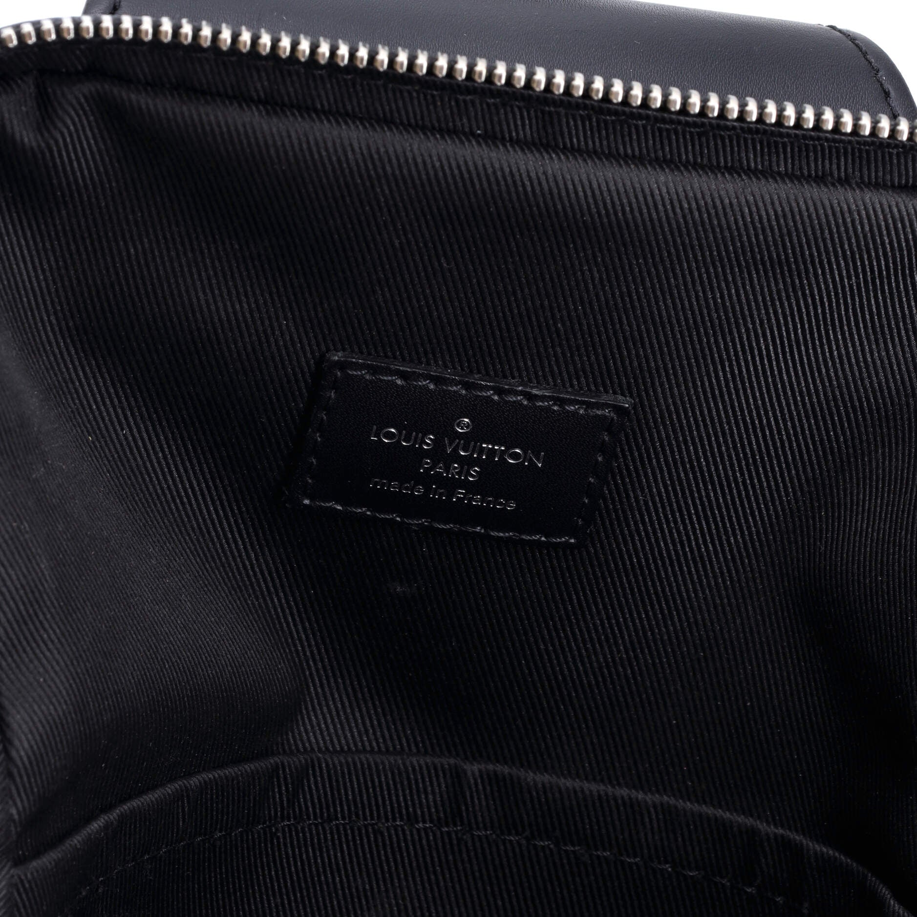 Louis Vuitton Avenue Sling Bag Damier Graphite