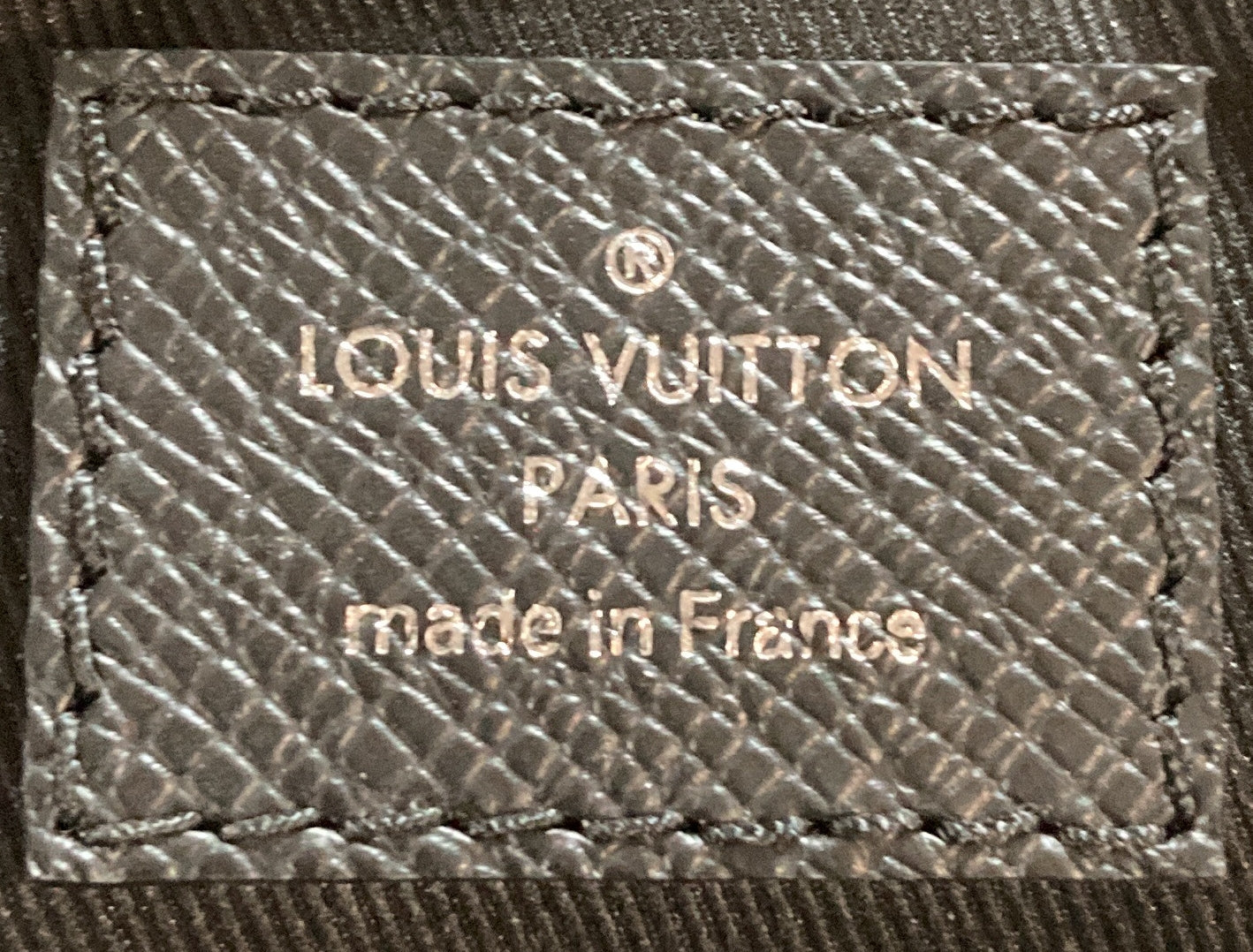Louis Vuitton Porte-Documents Voyage Briefcase Taiga Leather PM
