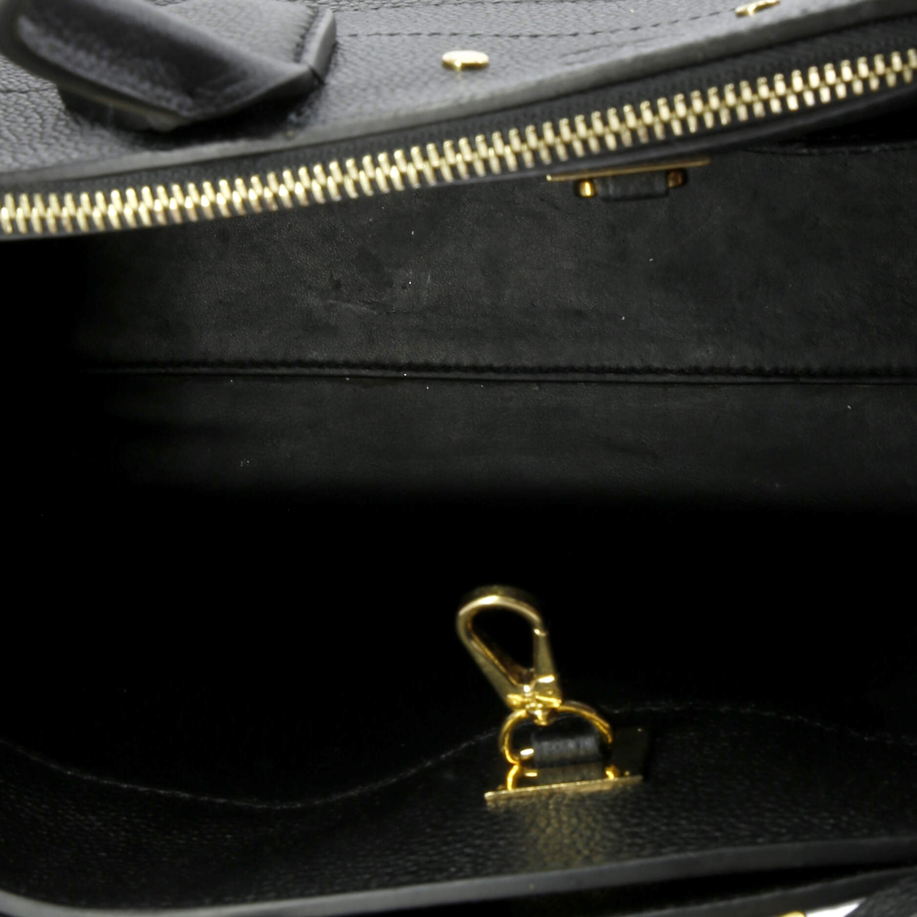 Louis Vuitton City Steamer Handbag Leather MM