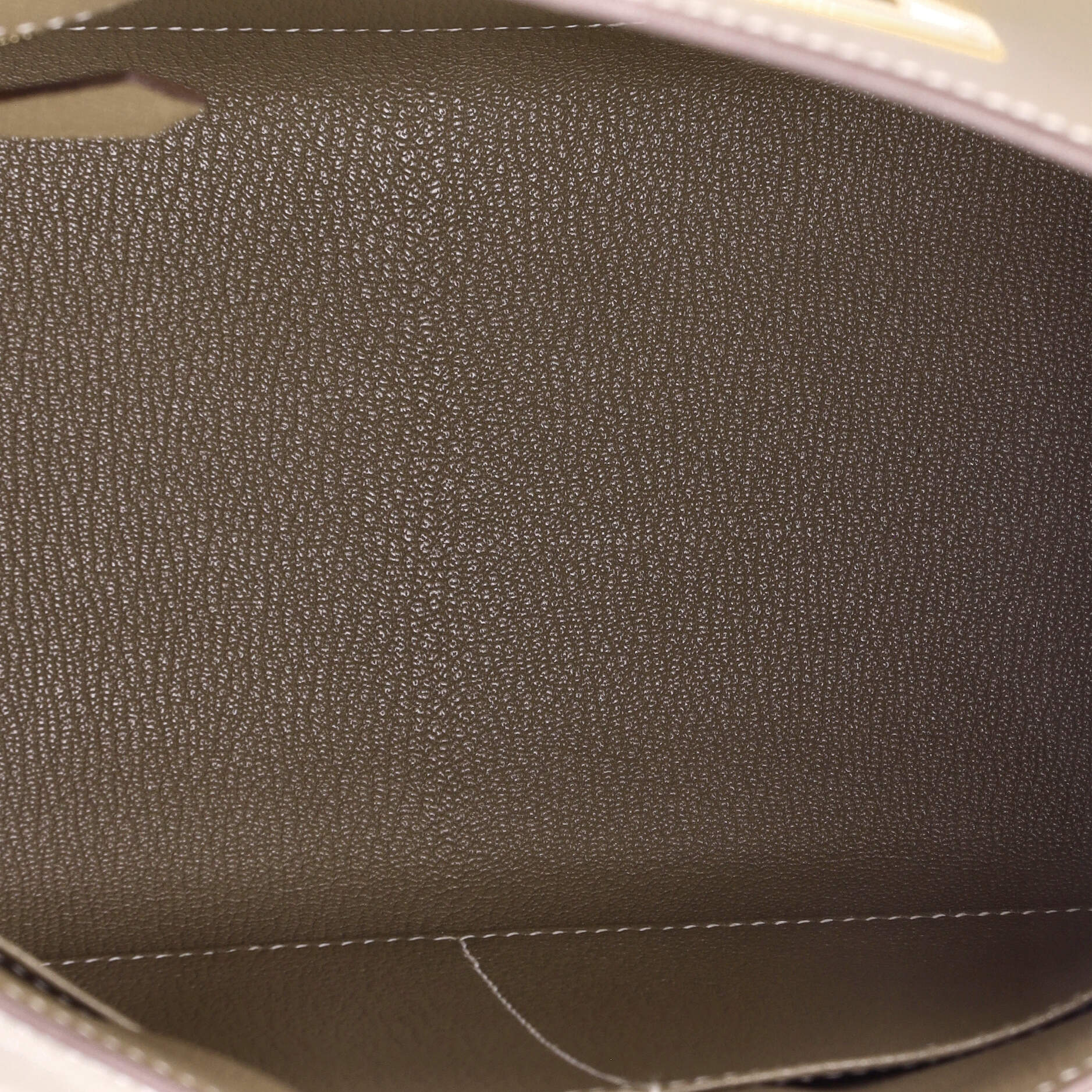 Hermes Kelly Handbag Grey Epsom with Gold Hardware 28