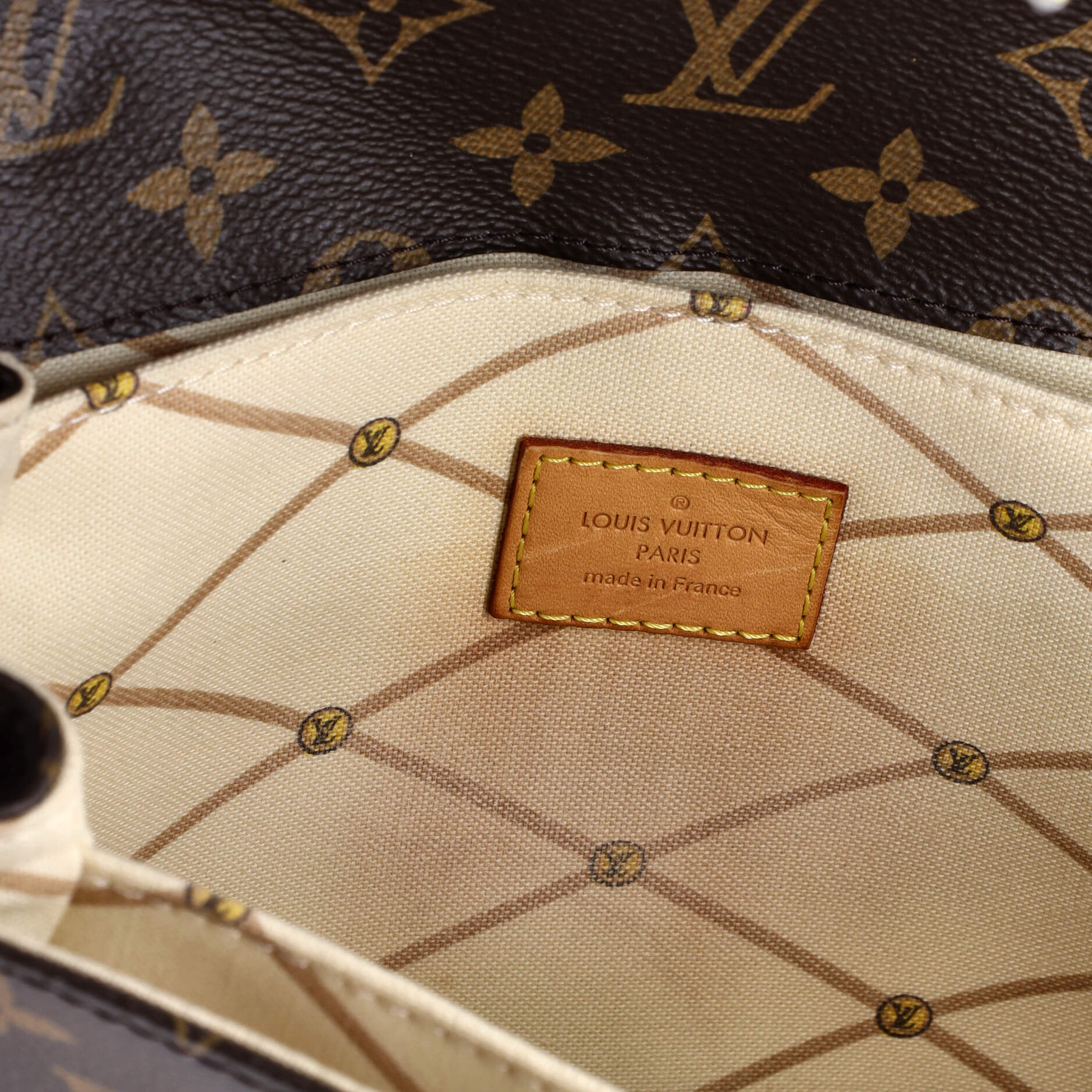 Louis Vuitton Pochette Metis Limited Edition Summer Trunks Monogram Canvas