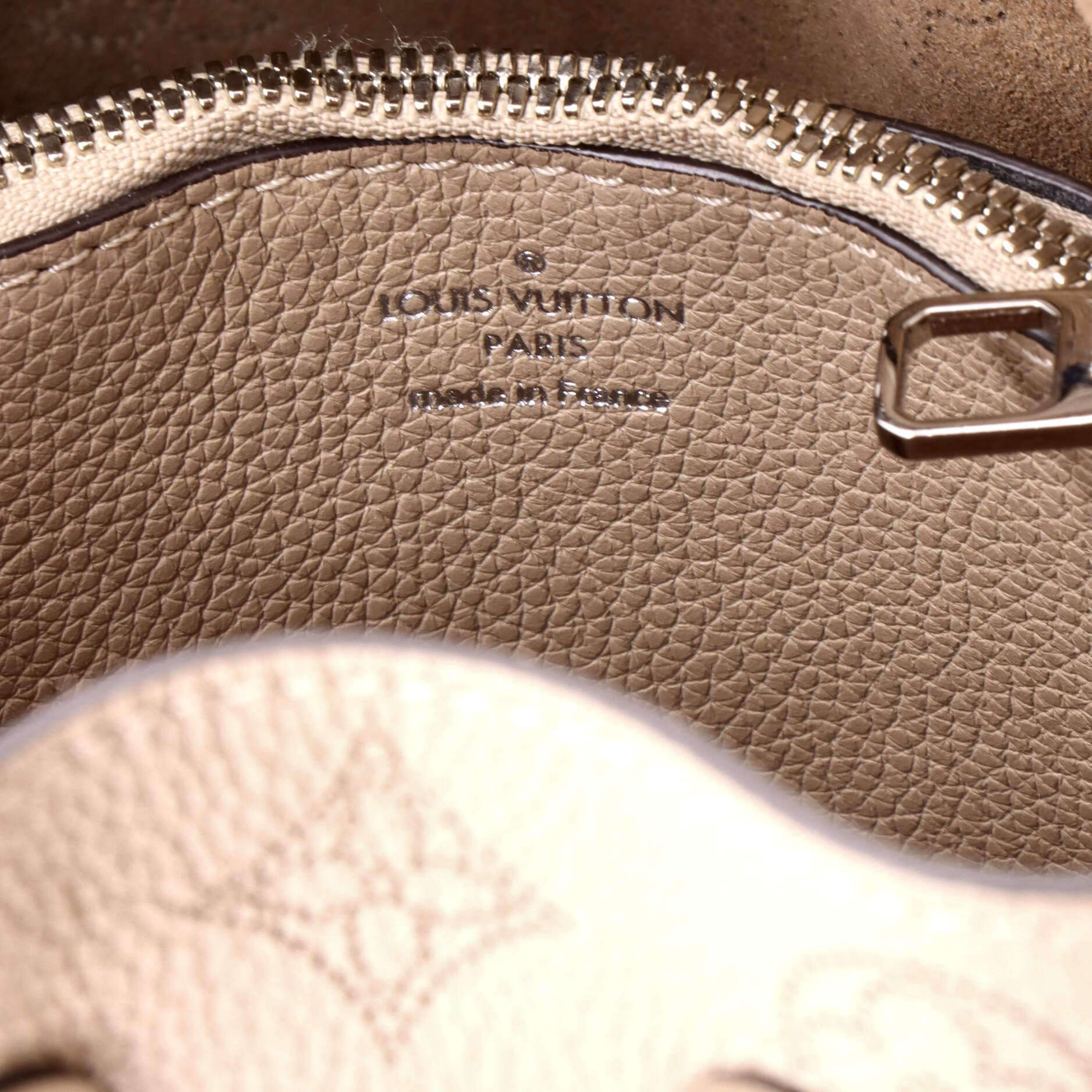 Louis Vuitton Muria Bucket Bag Mahina Leather