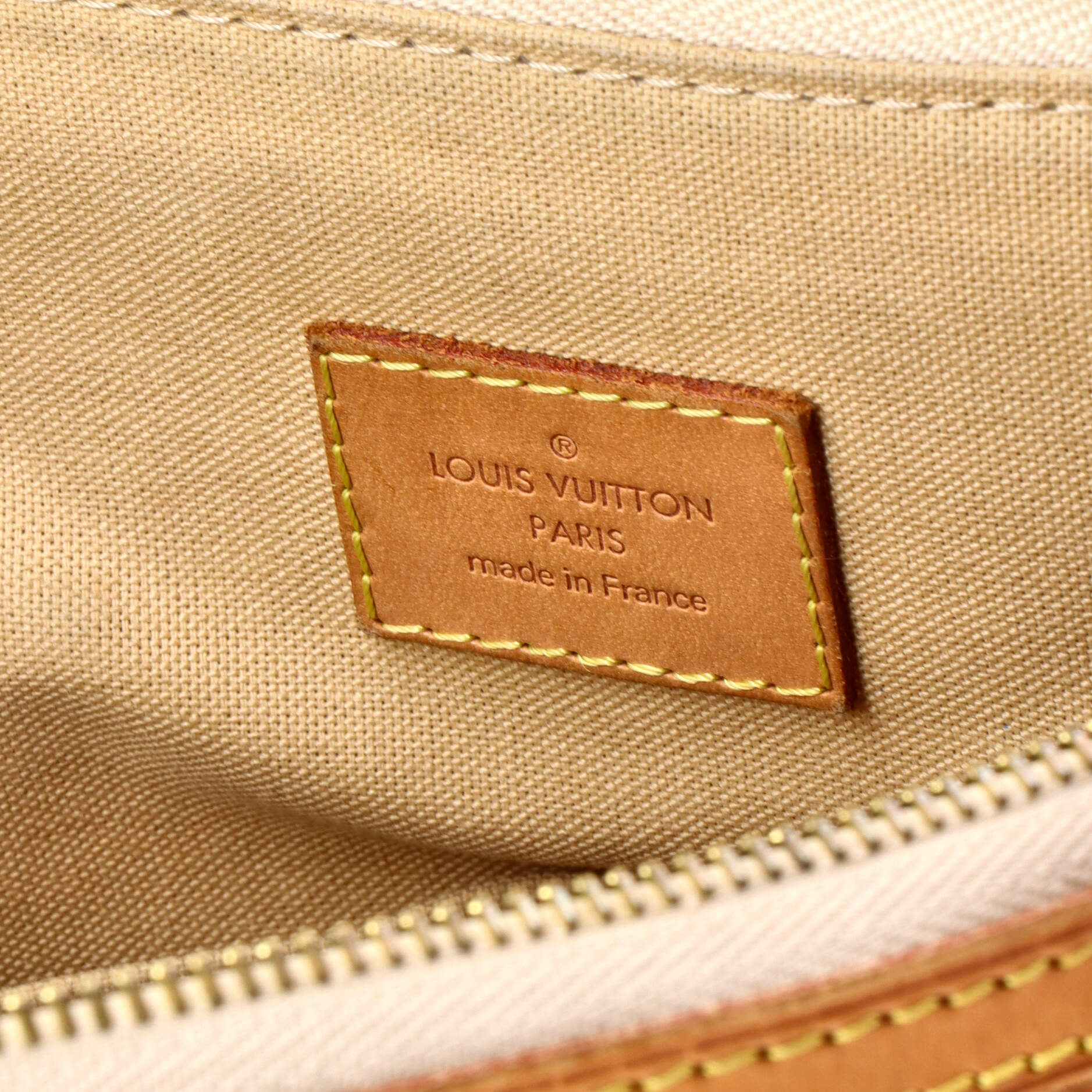 Louis Vuitton Siracusa Handbag Damier MM