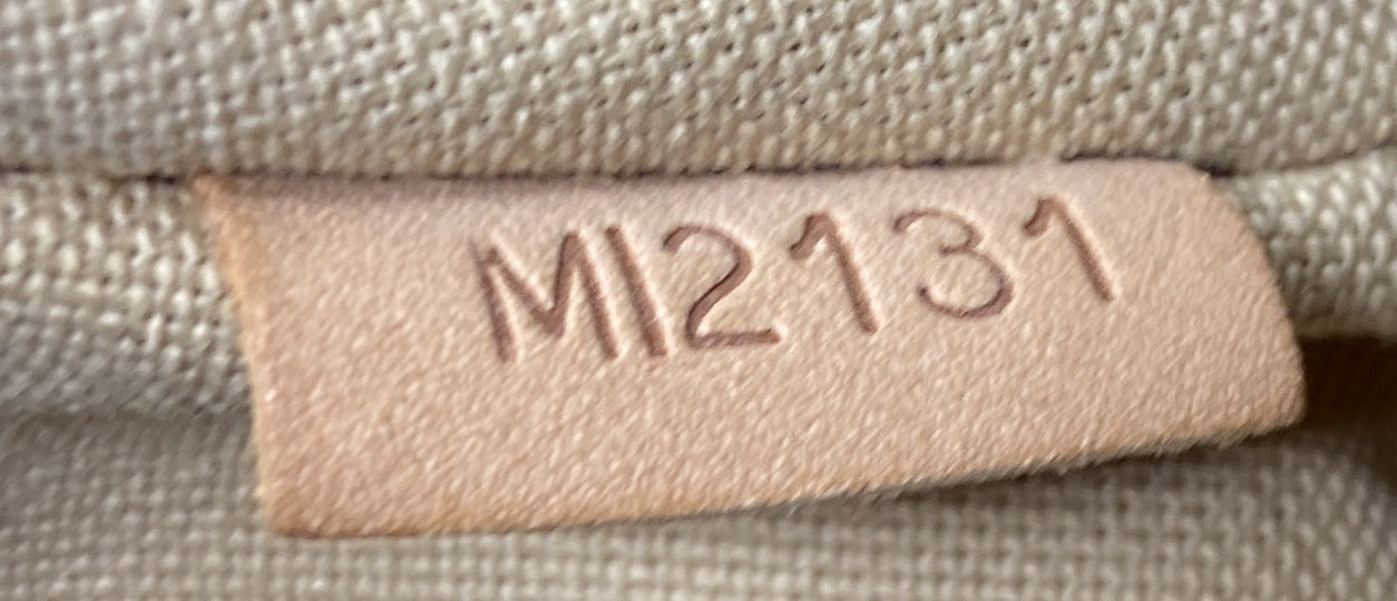 Louis Vuitton Siracusa Handbag Damier MM