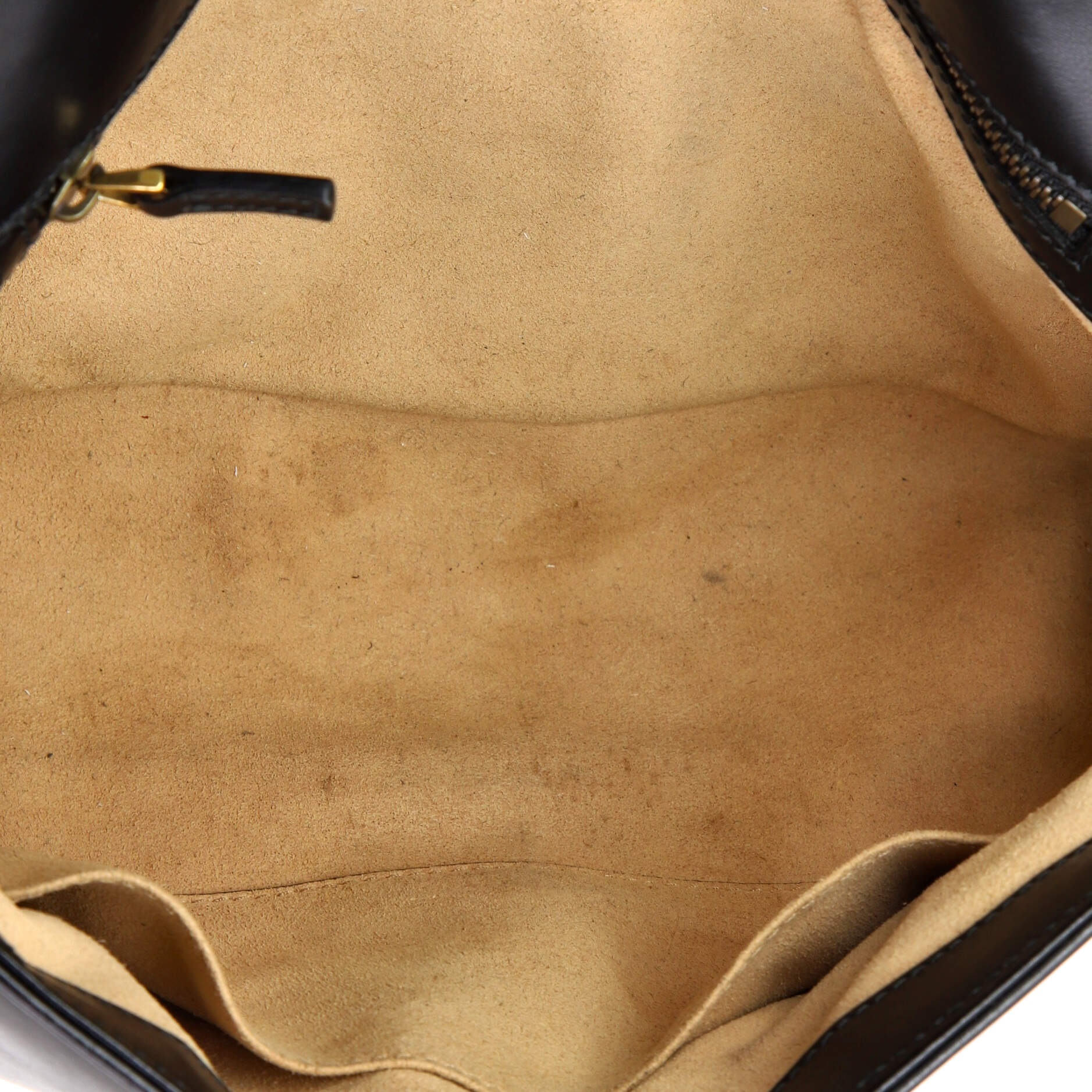 Gucci GG Marmont Flap Bag Matelasse Leather Medium
