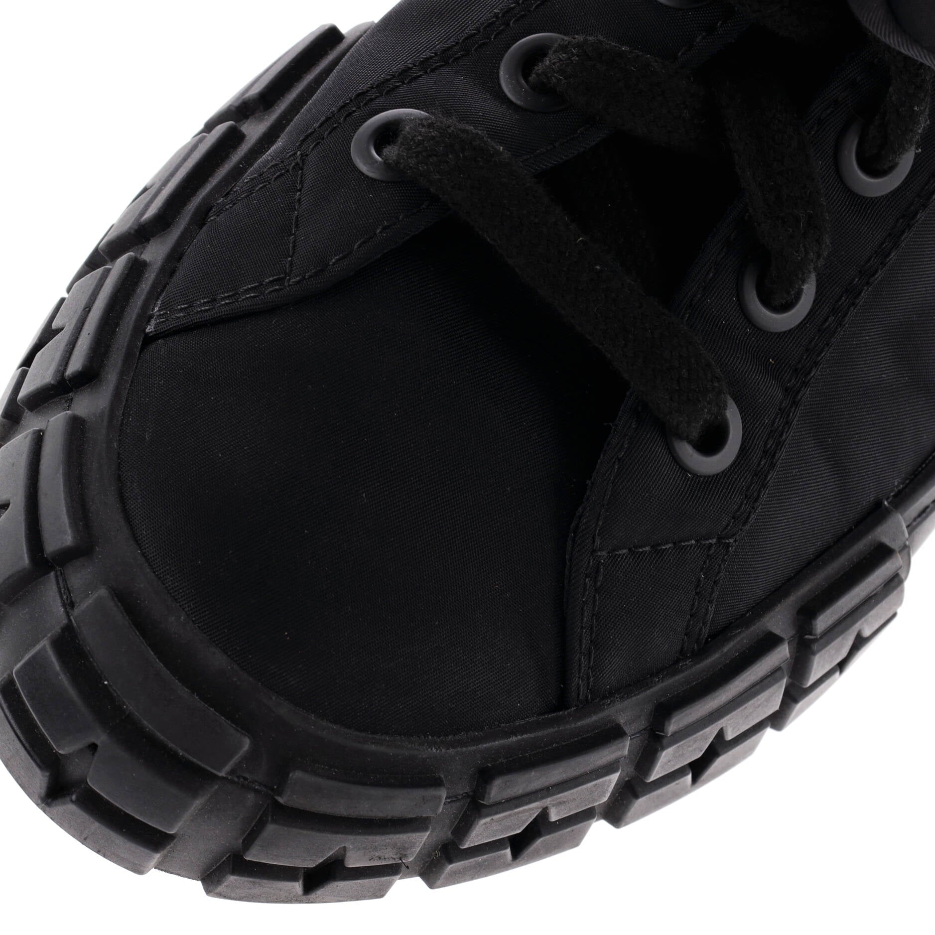 Prada Wheel Cassetta Zip Pouch High-Top Sneakers Re-Nylon
