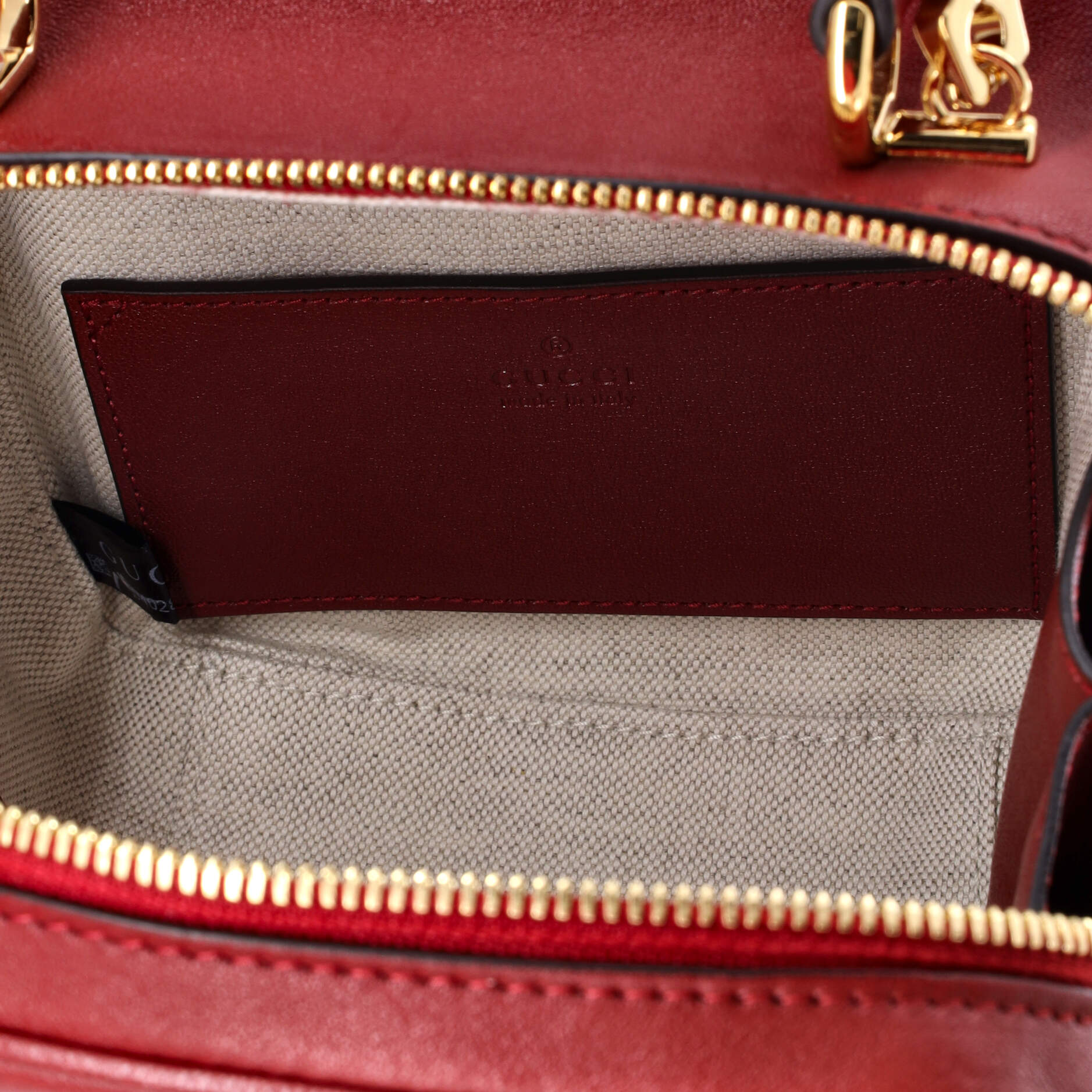 Gucci Blondie NM Top Handle Shoulder Bag Diagonal Quilted Leather